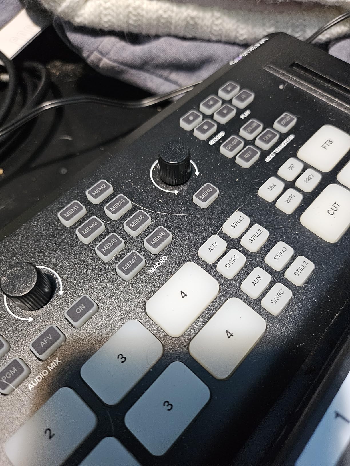 Osee GoStream Deck HDMI Pro Live Streaming Multi Camera Video Mixer Switcher with NDI Updatable customer photo 1