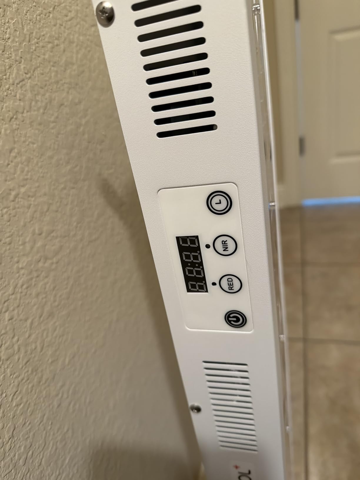 BestQool Red Light Therapy Device, 4 Wavelengths Full Body Infrared Red Light Therapy at Home, Elite Grade Dual Chip 300 LEDs, High Power, 500W. Modular Design. customer photo 2