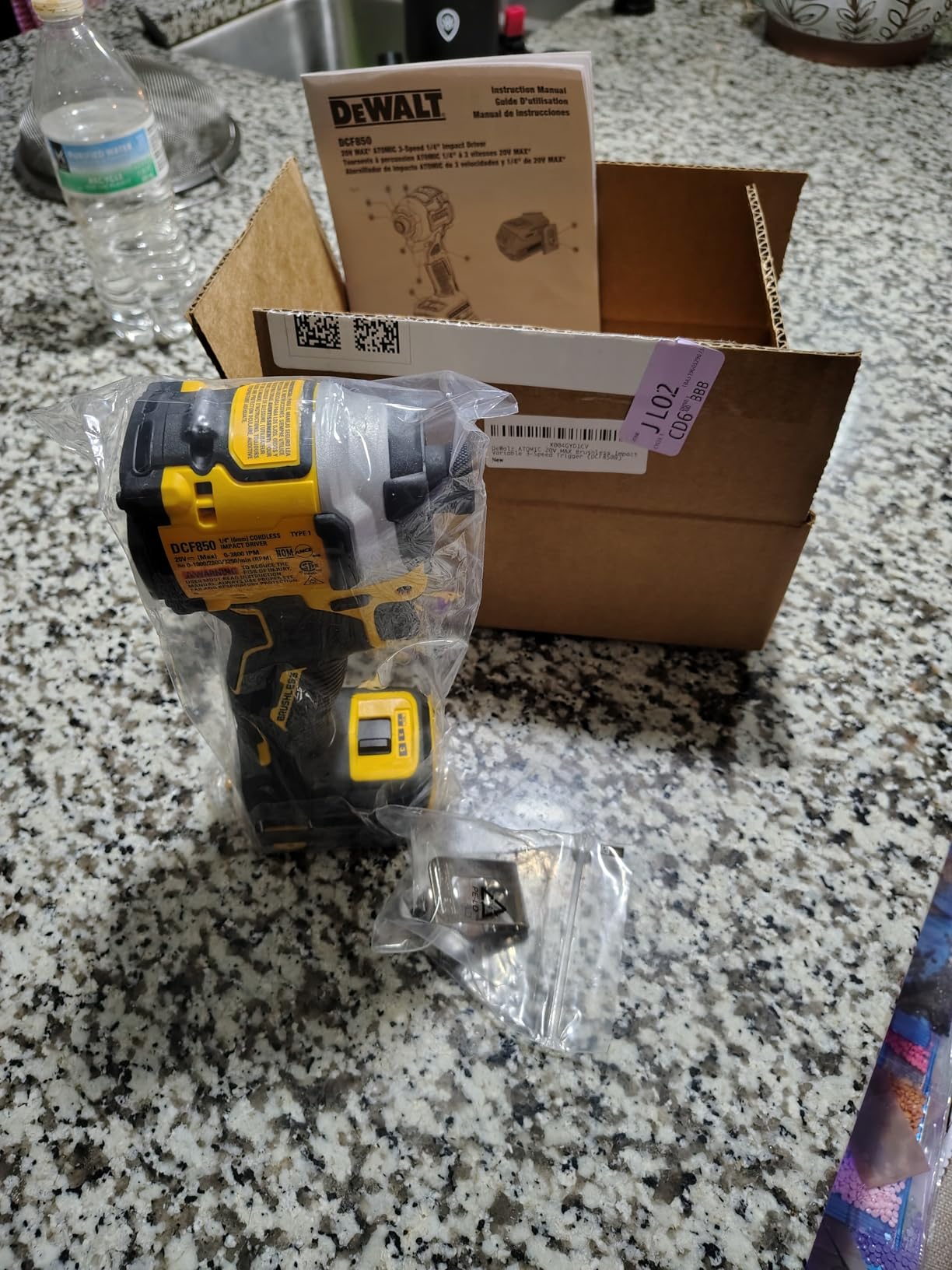 DEWALT DCF850B 20V Cordless Brushless Compact 1/4'' Impact Driver (Tool Only) customer photo 2