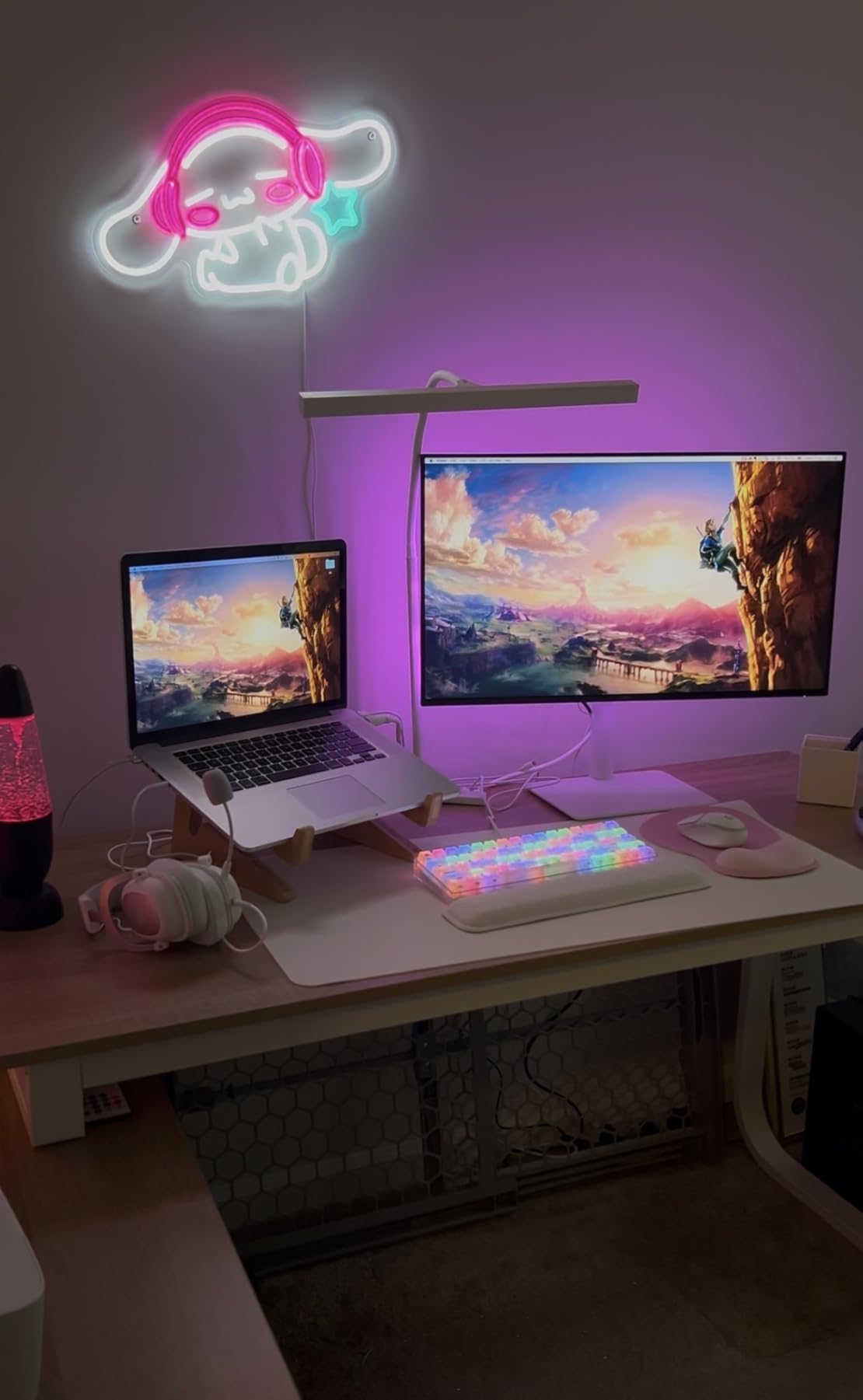 Higround Crystal Amethyst Basecamp 65% Mechanical USB Wired Gaming Keyboard, White Flame Switches, Programable RGB, Transparent/Translucent, Hot-Swappable, Deep Thock Creamy Sounding PC Keyboard customer photo 1