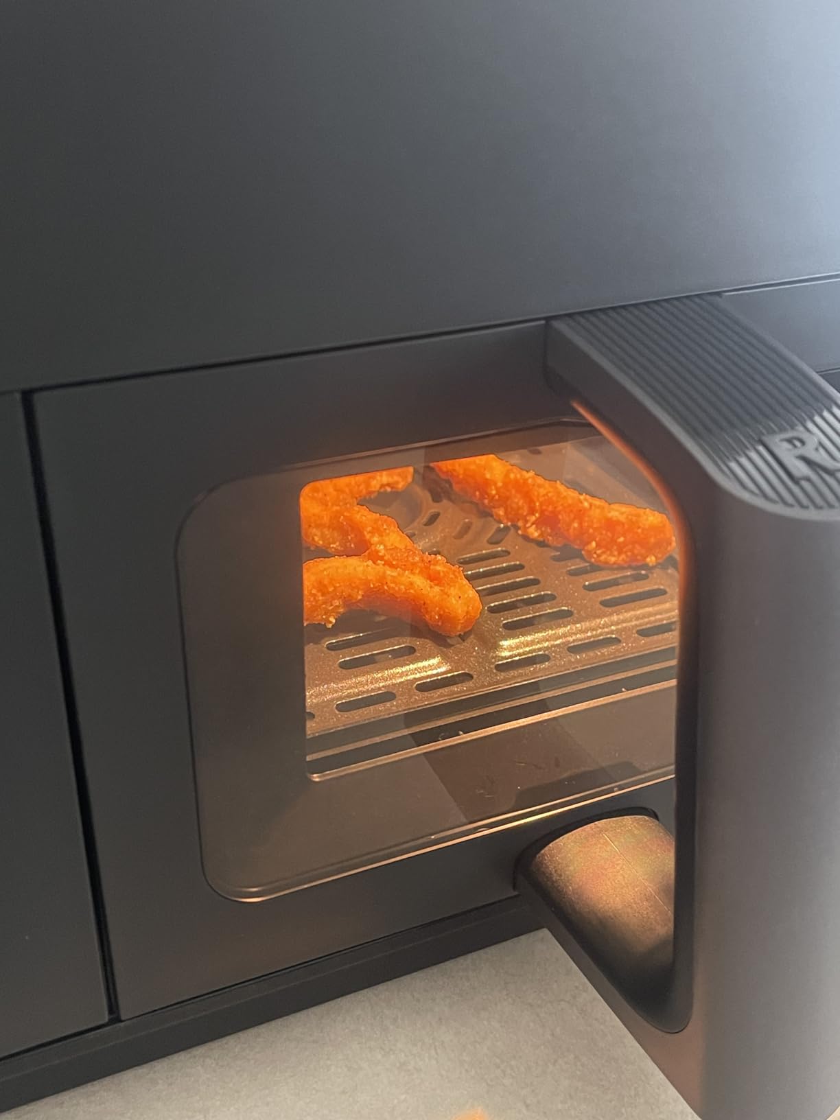 COSORI Dual Air Fryer 9Qt 10-in-1, Fresh Balanced Meals for Family with Double Baskets, Sync Cook & Finish, Dishwasher Safe customer photo 1