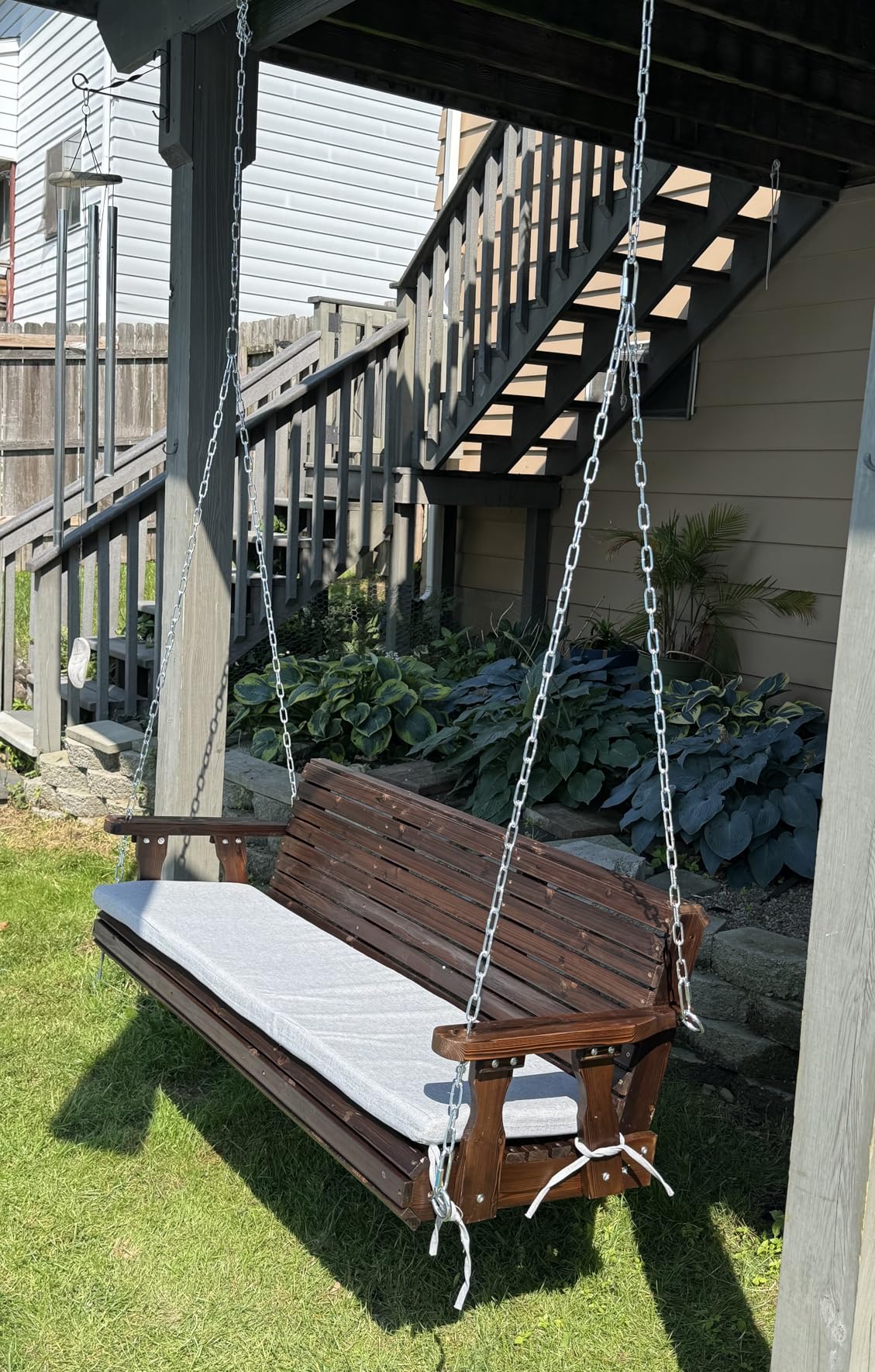 VINGLI Heavy Duty 880 LBS Patio Wooden Porch Swing Outdoor with Extra Cushion, Farmhouse Hanging Bench Tree Swing with Adjustable Chains for Yard | Garden | Lawn | Balcony (5 FT, Rustic) customer photo 2
