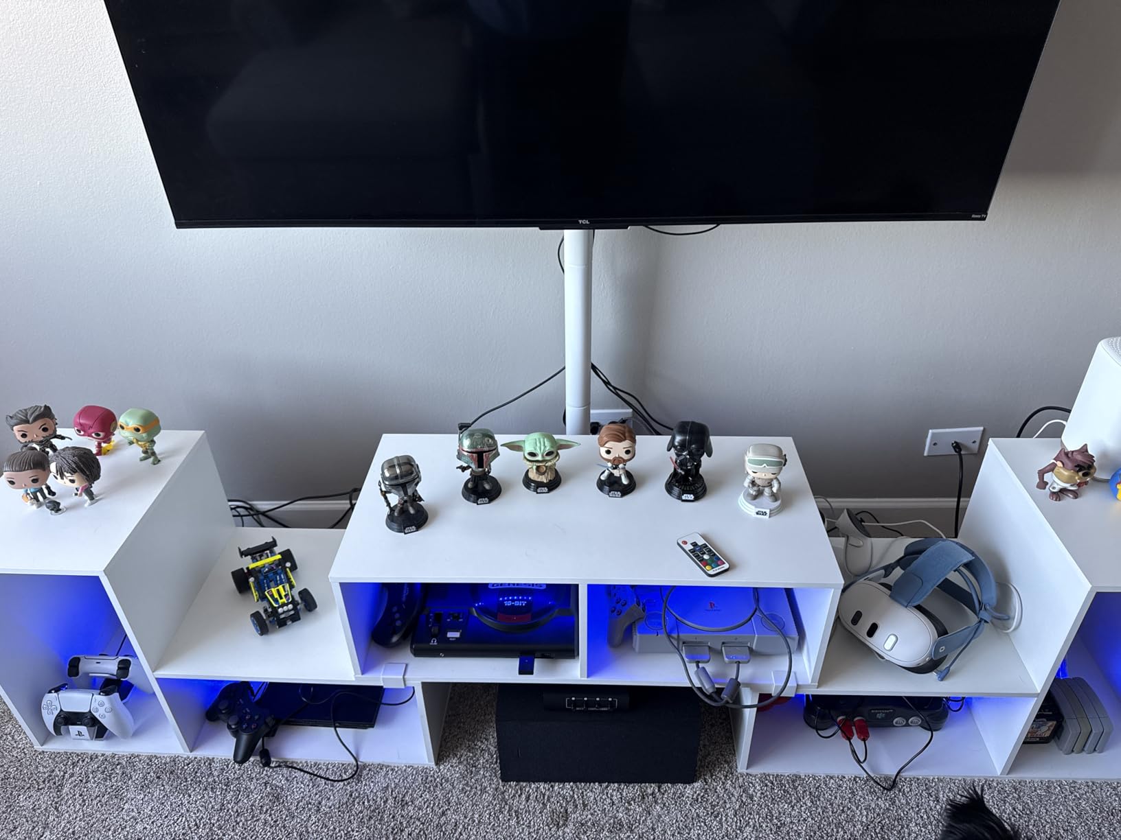 BolAAzuL RCA Switch 8 in 1 Out Composite Video L/R Audio Selector Box 8X1, 8-Way RCA Switcher - 8 Port AV Selector Switch - Plug & Play for Wii PS2 Xbox DVD STB HDTV customer photo 2