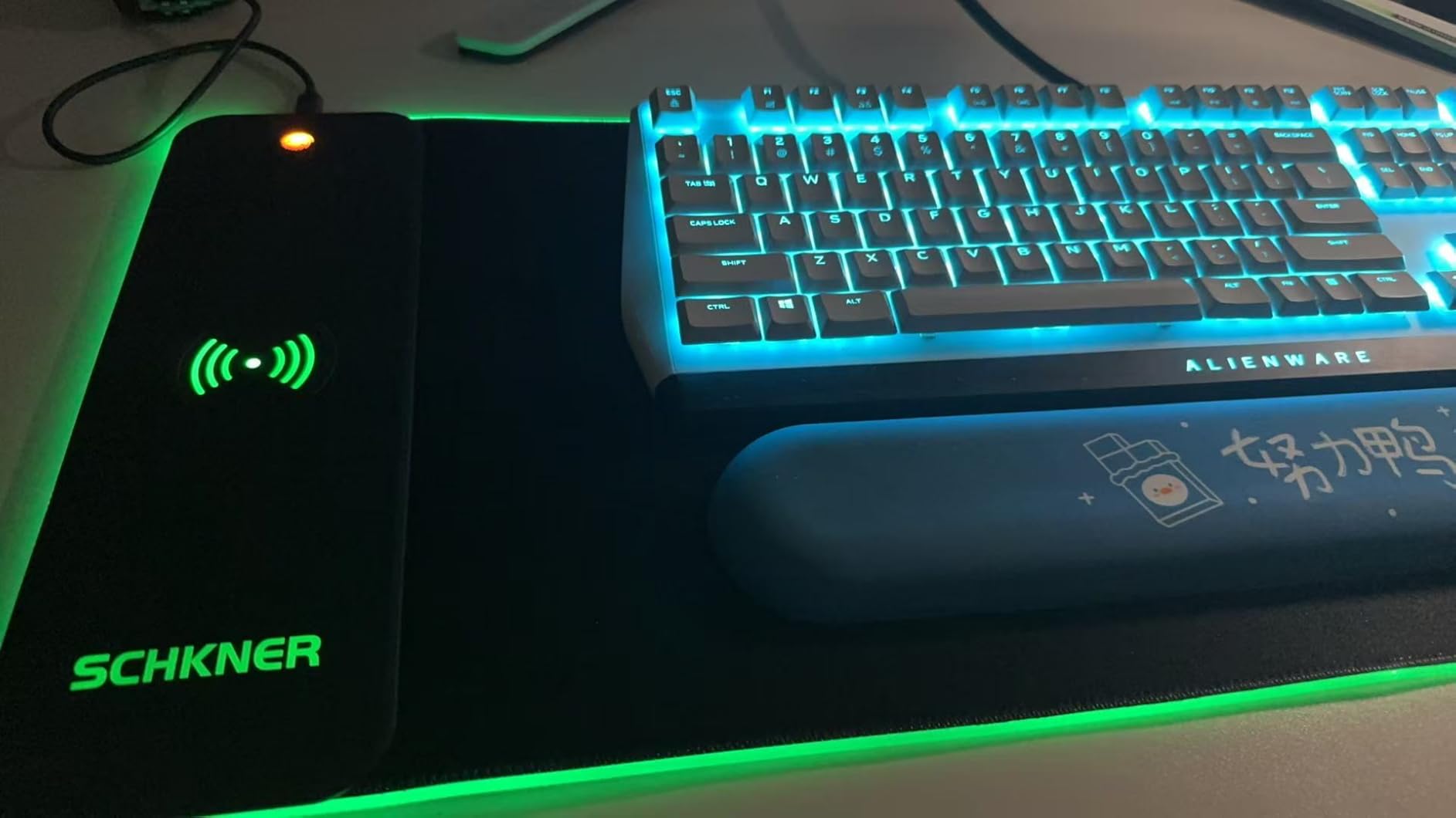 RGB Gaming Mouse Pad with Wireless Charging 15W, Large Desk Mat 800x300x4mm, 10 Light Modes Keyboard Pad with Non-Slip Rubber Base, Waterproof Mousepad for Gaming PC MacBook Laptop customer photo 2