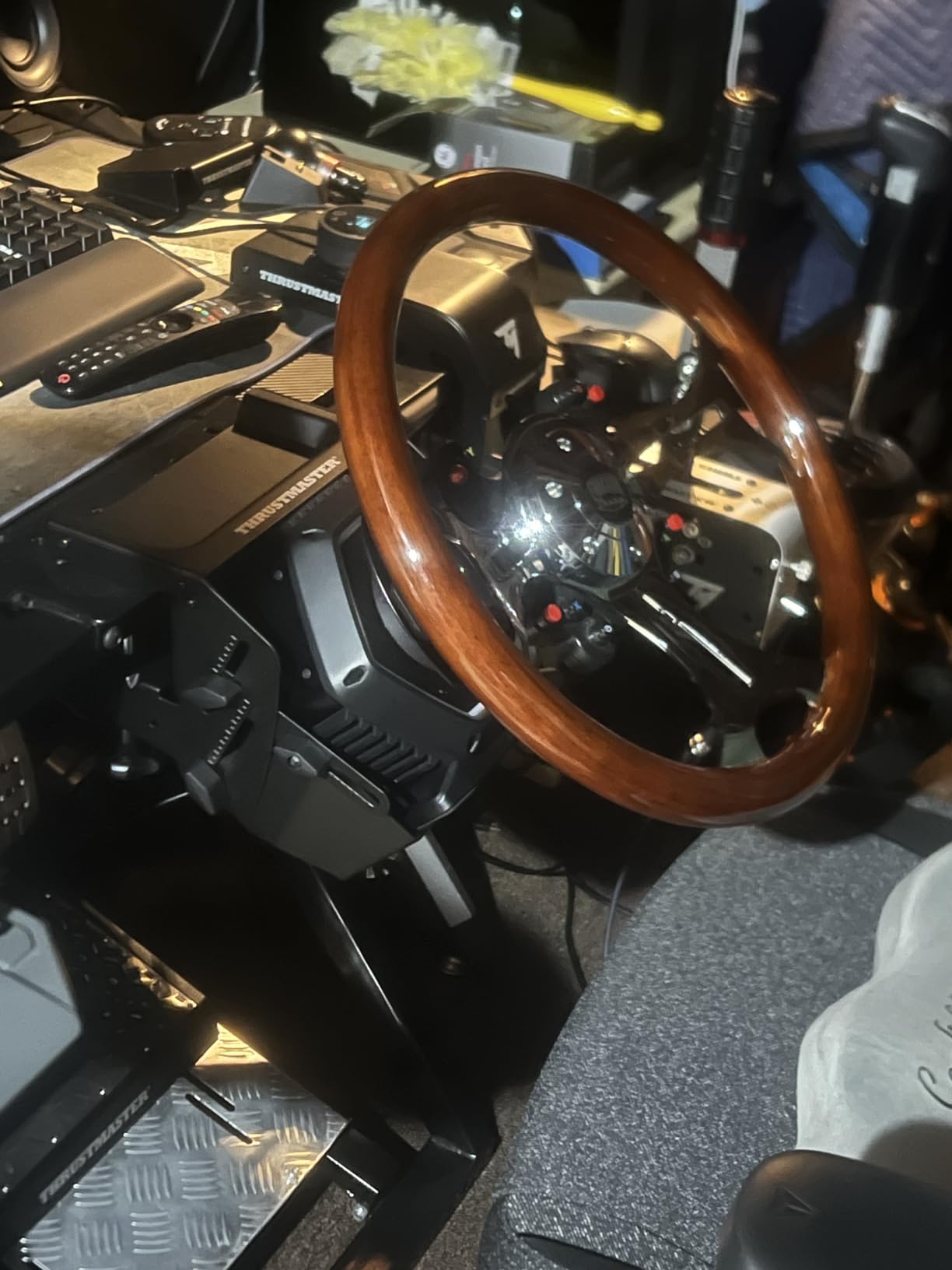 Thrustmaster SimTask Steering Kit, Adjustable Clamp and Spinner Knob, for Truck and Farm Simulation Gaming (Compatible with PS, XBOX, PC) customer photo 1