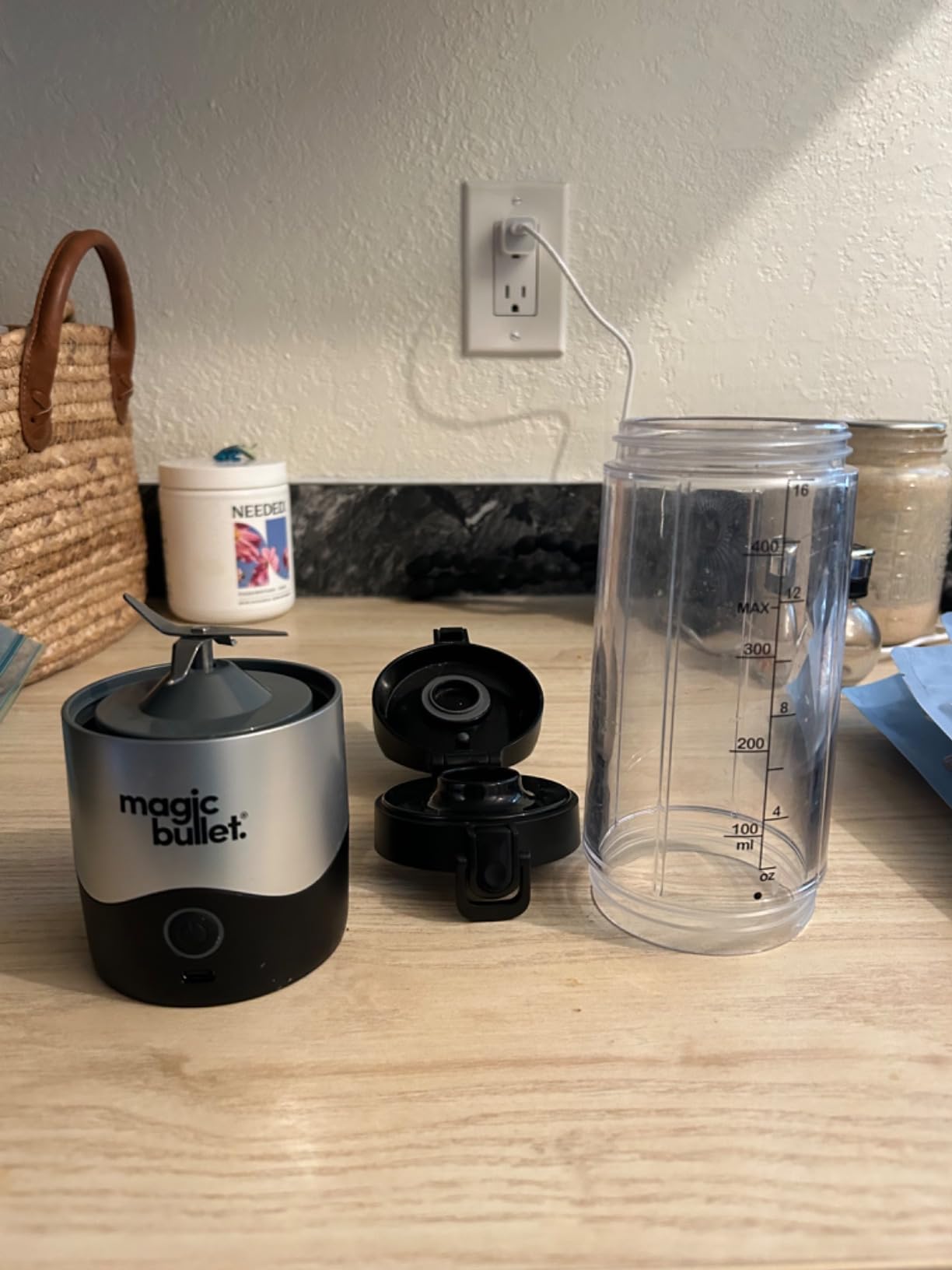 magic bullet Portable Blender MBPB50100 Silver, 16 oz customer photo 1