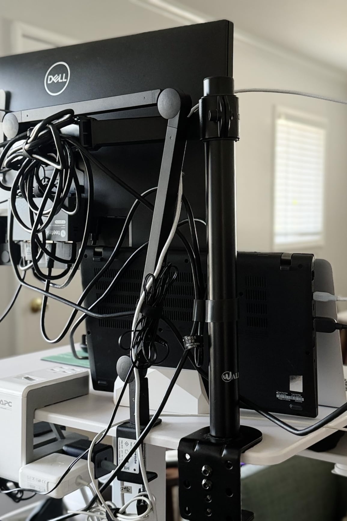 Anker HDMI Cable 8K@60Hz, Ultra HD 4K@120Hz HDMI Cord,48 Gbps Certified Ultra High-Speed,Compatible with PlayStation 5,Xbox,Samsung TVs,and More (6FT) customer photo 1