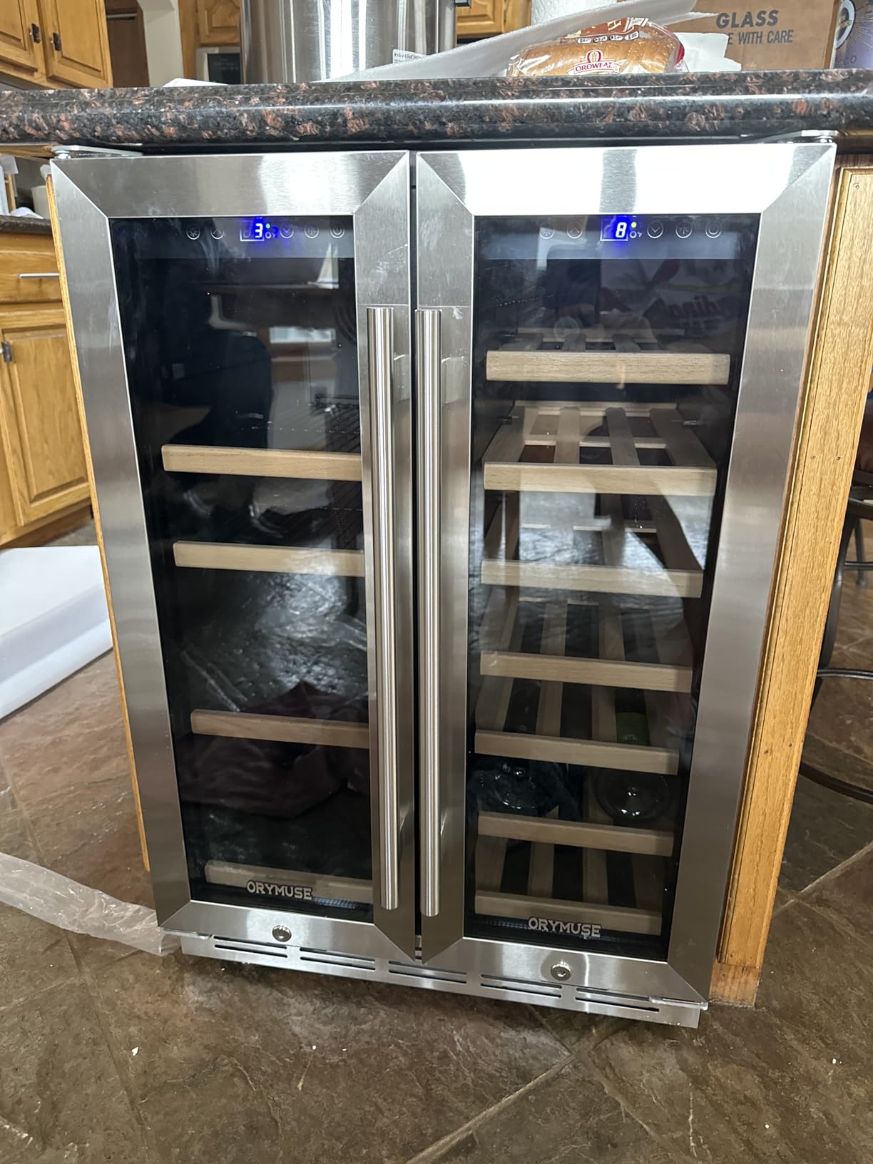 Dual Zone Wine Fridge Freestanding 175 Bottle, 24 Inch Large Capacity Built-in Wine Cooler Refrigerator with Upgraded Compressor Cooling and Intelligent Temperature Memory customer photo 1