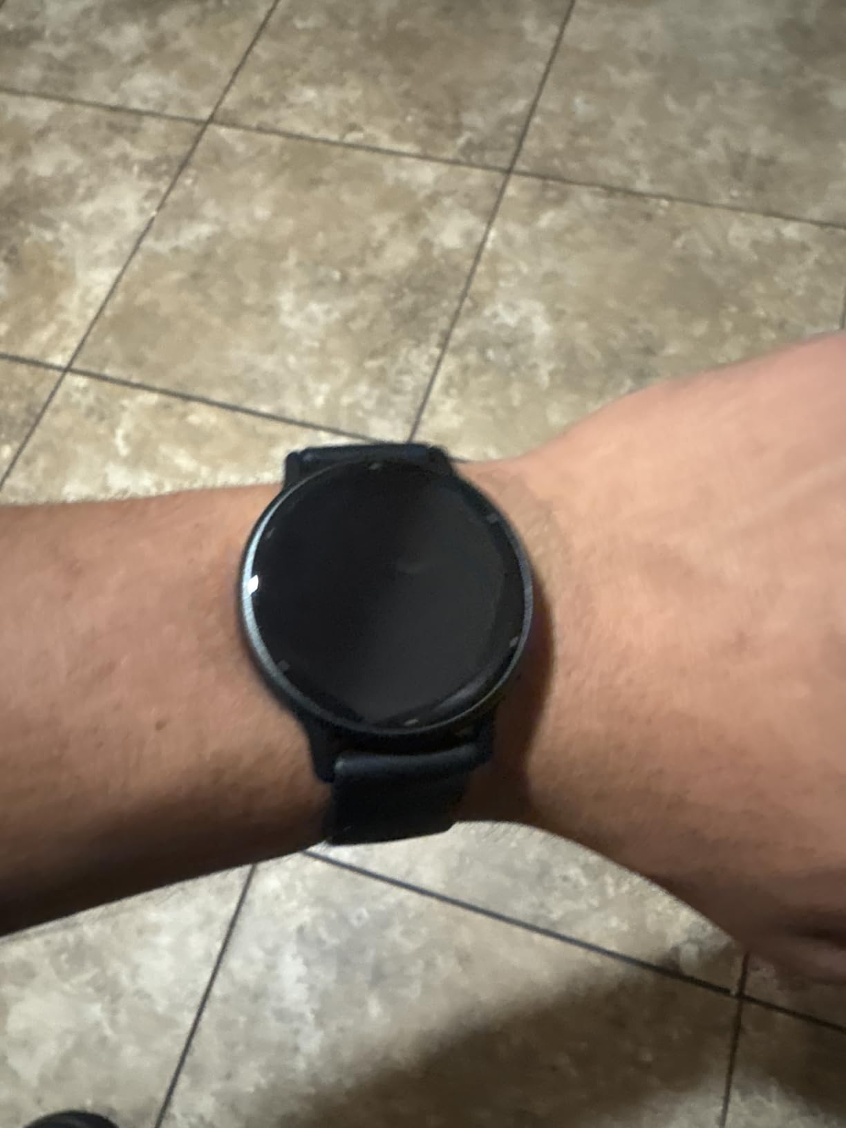 vivoactive 5, Health and Fitness GPS Smartwatch, AMOLED Display, Up to 11 Days of Battery, Ivory customer photo 1