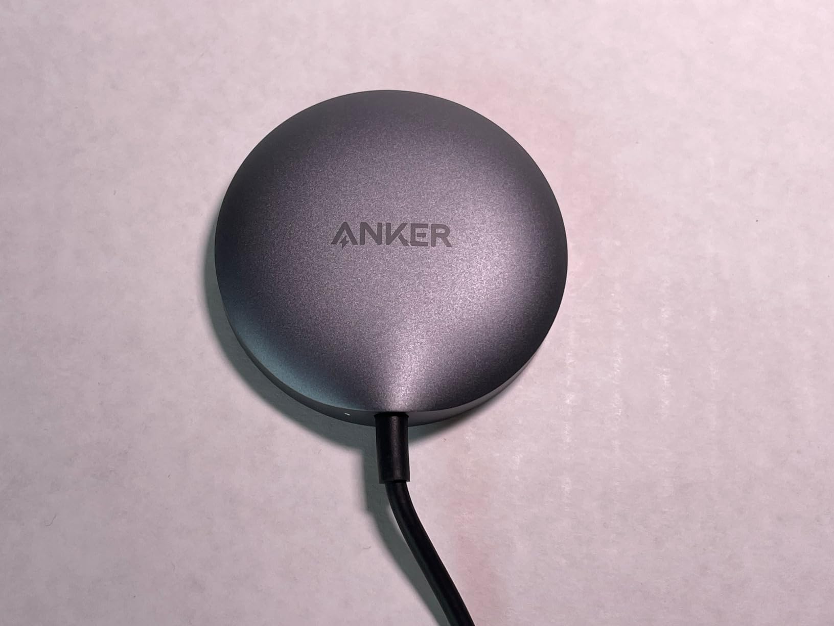 Anker MagSafe Charger Pad, MagGo iPhone 16 Wireless Charging Pad, Qi2 Certified 15W Wireless Charger, Compatible with iPhone 16/16 Plus/16 Pro/16 Pro Max/15/14/13/12 Series (Black, with Adapter) customer photo 2