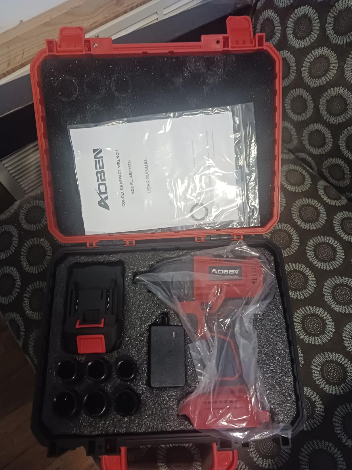 AOBEN Cordless Impact Wrench 1/2 Inch, Power Impact Gun Kit, Max 600N.M/450Ft-lbs High Torque Electric Impact Driver for Car RV Tire, 4.0Ah Battery, Charger, 6 Sockets & Storage Tool Case customer photo 1