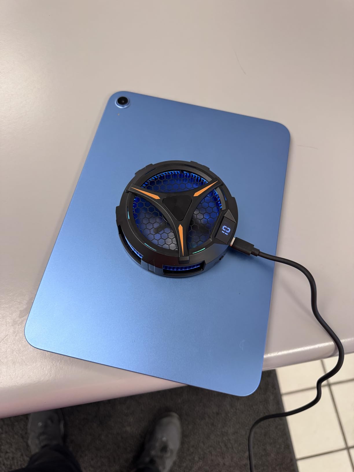 iPad Cooler,Magnetic Tablet Cooler for ipad/Surface pro/Samsung Tab,Universal Radiator with Temperature Display for Mobile Gaming,Tiktok Live Streaming(Including Tablet Stand Holder) customer photo 2