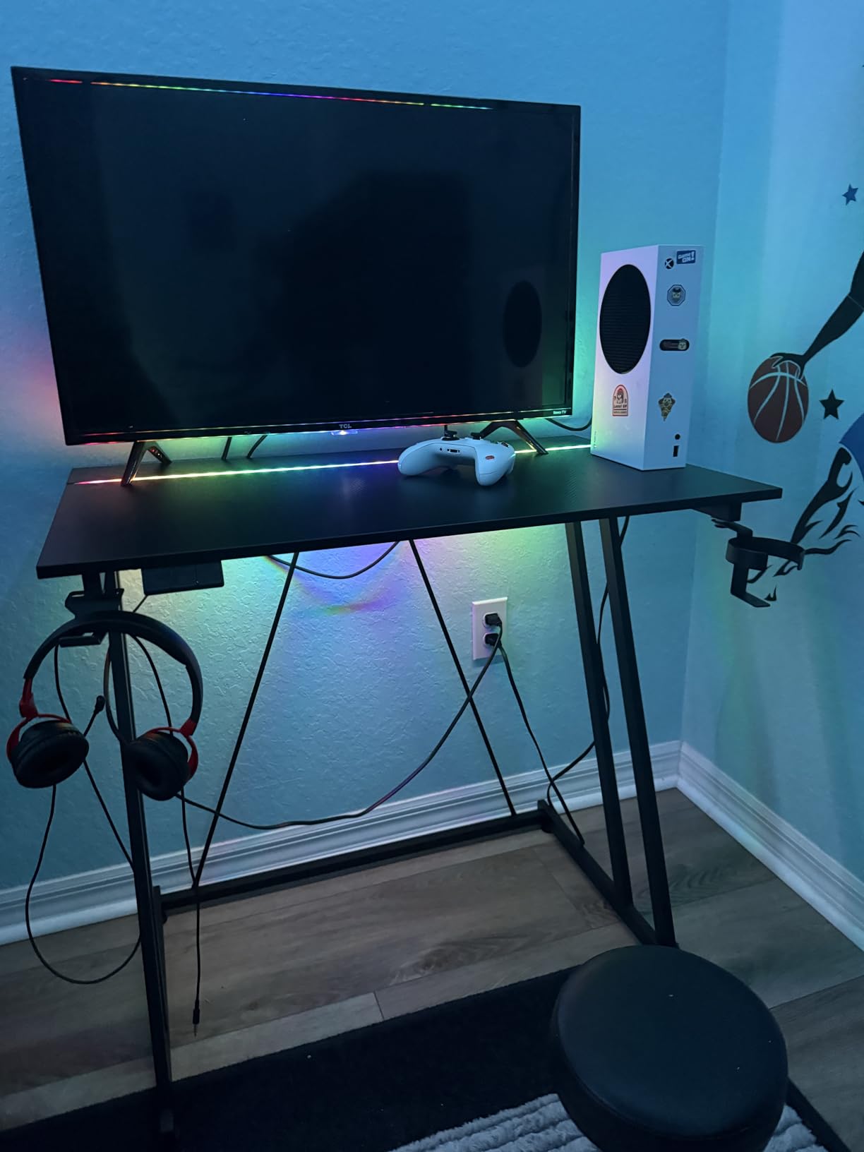 MOTPK 39 Inch Small Gaming Desk with LED Light, Computer Desk for Small Space, Gaming Table with Carbon Fiber Texture, Kids PC Desk Gift for Boys Men, Black customer photo 2