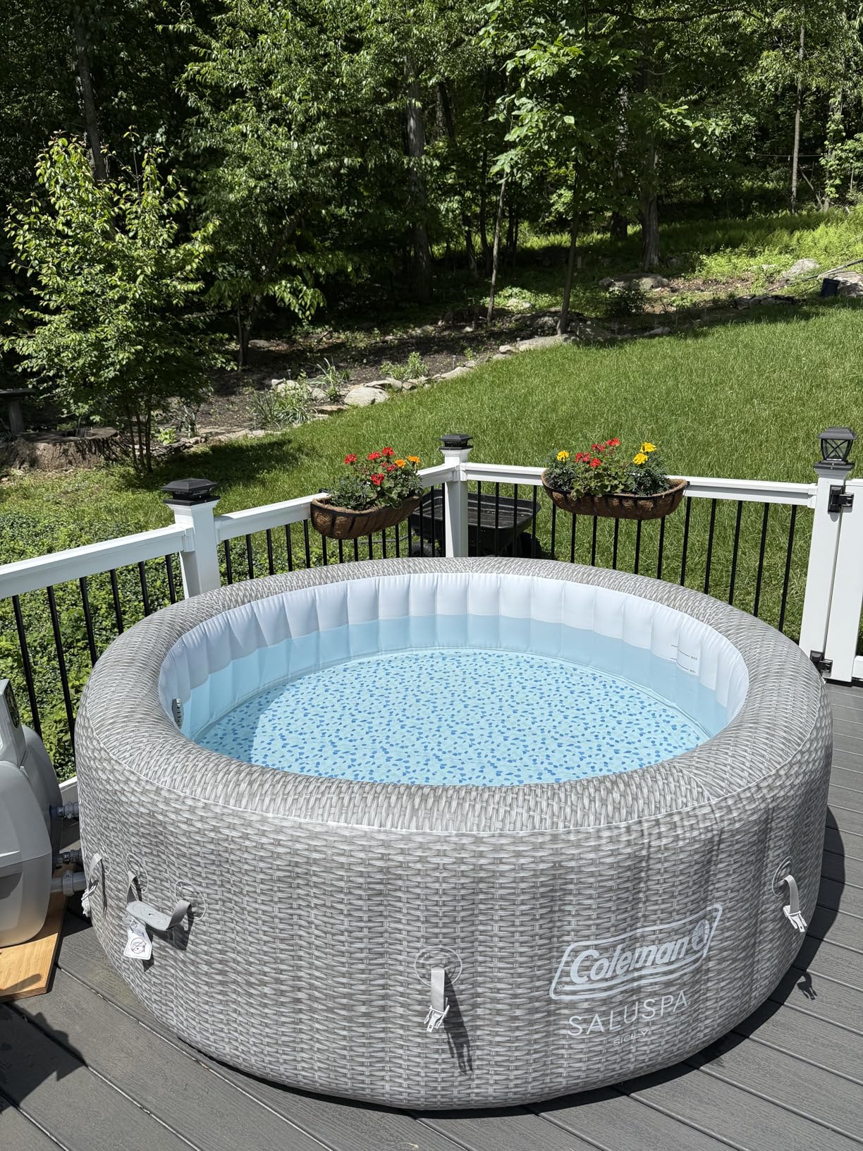 Coleman Sicily AirJet Large Round 5 to 7 Person Inflatable Hot Tub Portable Outdoor Spa with 180 AirJets and EnergySense Cover, Grey customer photo 2