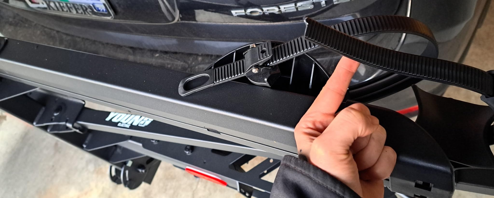 E-Bike Rack with Ramp, Hitch 2 Bike Rack, 200 lbs Capacity Electric Bike Carrier, Foldable Platform Mount for Cars, Trucks, SUVs, Minivans, Up to 5-Inch Fat Tire for 2'' Receiver customer photo 1