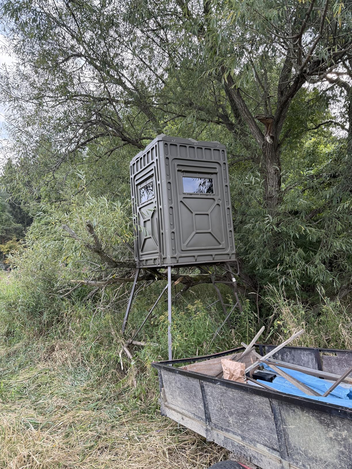 Outta Site Hunting Blind - 4 & 5 Sided High Density Plastic Hunting Blind - 1-2 & 2-3 Person Hard-Sided Ground Blind for Deer, Turkey Hunting - 360 Views - Arctic Snow Camo, Habitat Olive, Thicket Oak customer photo 1