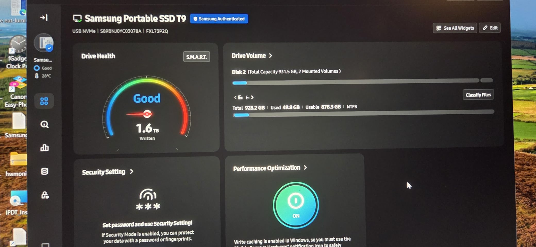SAMSUNG T9 Portable SSD 4TB, USB 3.2 Gen 2x2 External Solid State Drive, Seq. Read Speeds Up to 2,000MB/s for Gaming, Students and Professionals, MU-PG4T0B/AM, Black customer photo 2