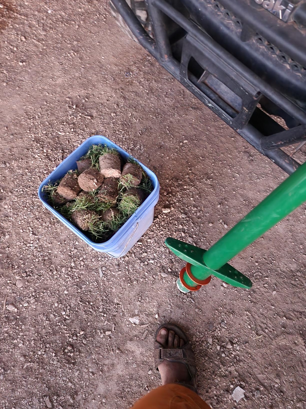 Landzie Bulb Planter Tool Grass Plugger Tool Manual Sod Cutter and Sod Plugger Tool customer photo 2