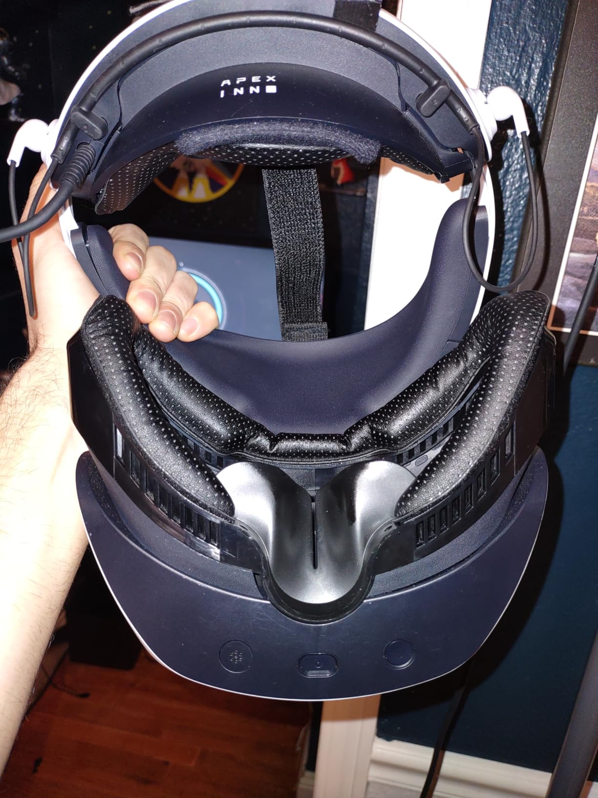 VR Face Pad for PlayStation VR2, PSVR2 Fitness Facial Interface Cushion Pad, PSVR2 Face Pad Replacement, Breathable Holes Leather Foam Cushion, Anti-fogging Sweat-Proof Cover Accessories Set customer photo 1