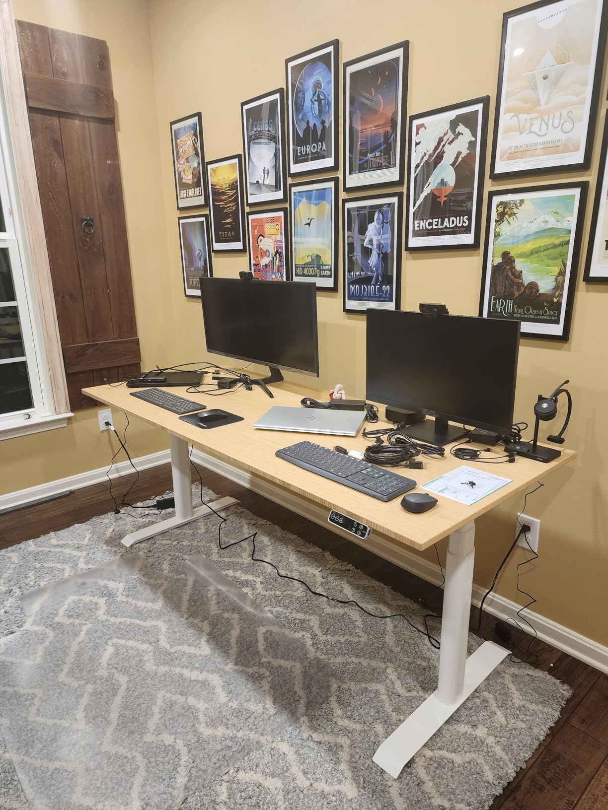 FLEXISPOT E6 Pro Oval Leg Dual Motor 3 Stages Bamboo Electric Standing Desk 55x28 Inch Whole-Piece Board Height Adjustable Electric Sit Stand Up Desk (Black Frame + Bamboo Curved Desktop) customer photo 2