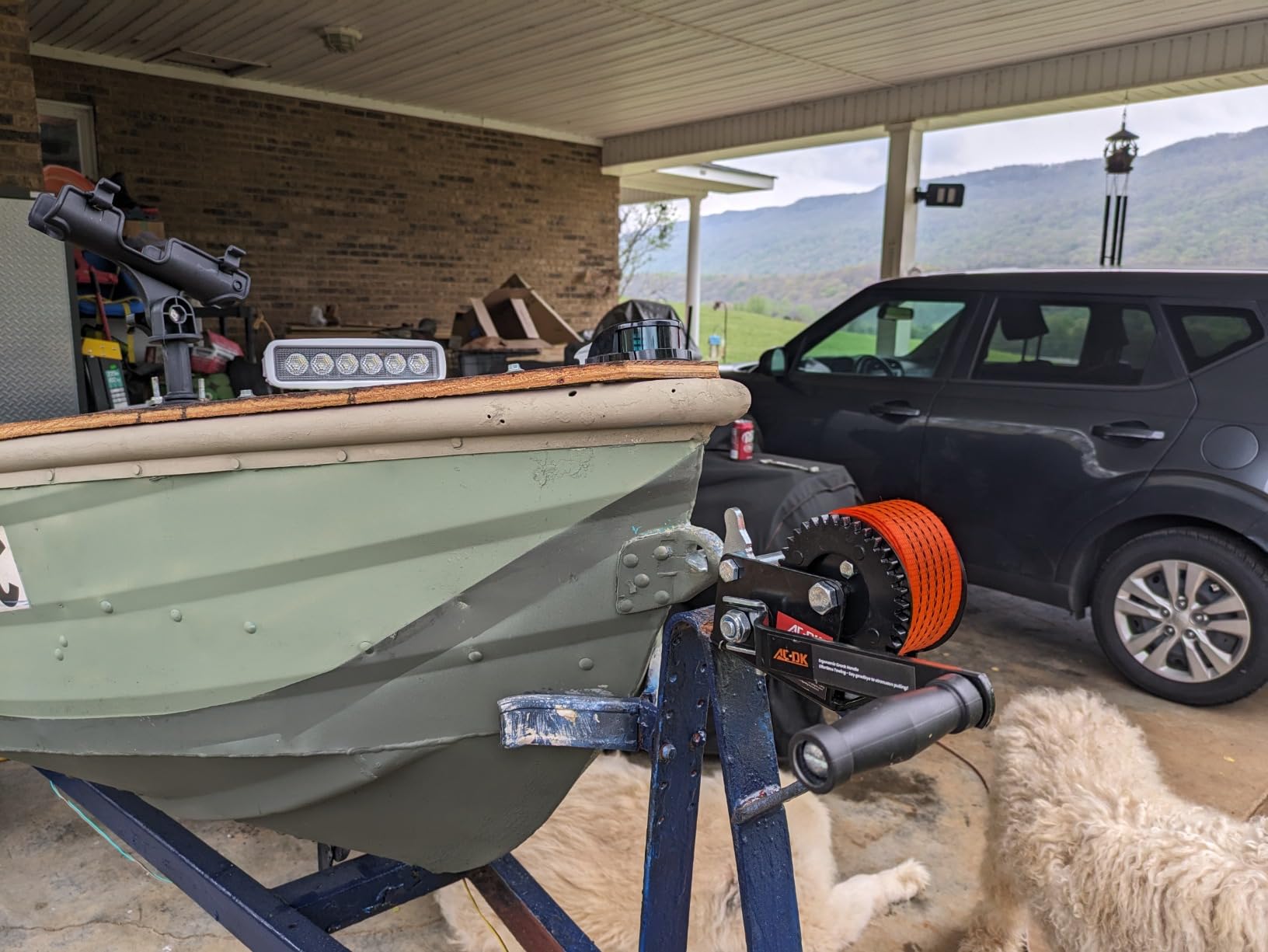 AC-DK 3500lbs Heavy Duty Boat Trailer Winch with 32FT Strap，2-Way Ratchet 4:1/8:1 Gear Trailer Winch，Portable Hand Crank Winch for Boat, Truck, Trailer, RV, ATV, Jet Ski customer photo 2