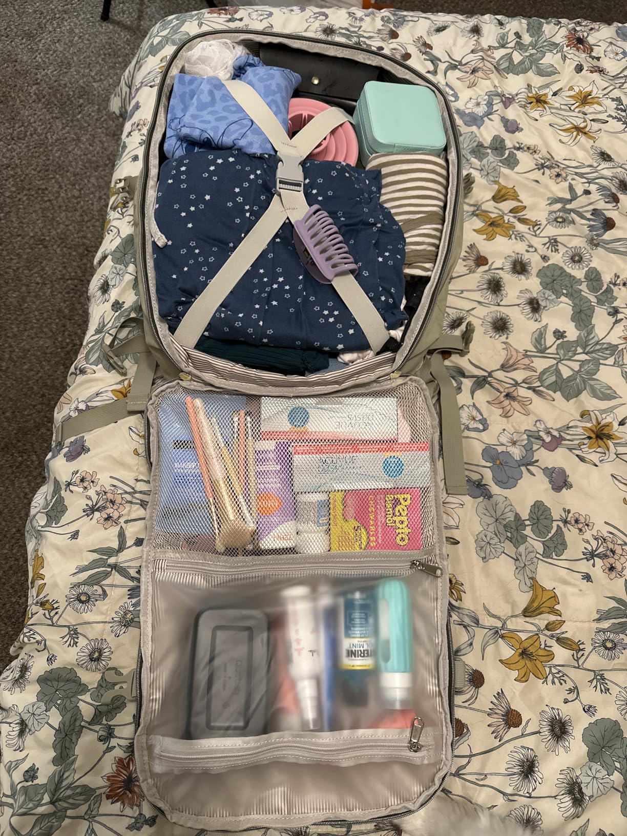 LOVEVOOK 40L Travel Backpack for Women & Men, Airline Approved Carry On Luggage with 3 Packing Cubes, TSA Overnight Bags, Waterproof Personal Item Bag, Weekender Essentials Backpacks fits 17