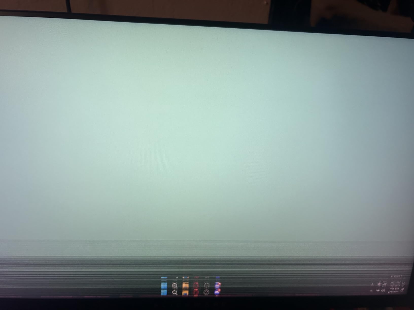 Alienware AW2524HF Gaming Monitor - 24.5-inch (1920x1080) 500Hz (Overclock) 0.5ms Display, Height/Tilt/Swivel/Pivot Adjustability, 3yr Advanced Exchange-Black customer photo 2