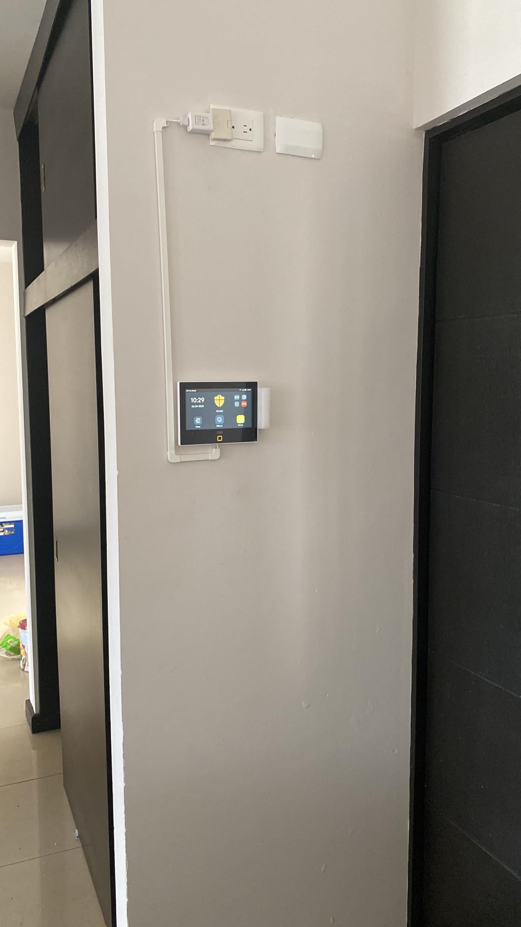 OSI Alarm System Gen 2 (4G), 11pc, DIY, Motion & Entry Sensors, Wireless Siren, Remotes, App & Alexa Compatible Self Monitor(No Monthly Fees) or 24/7 Alarm Monitoring (as Low as $15/mo) customer photo 2