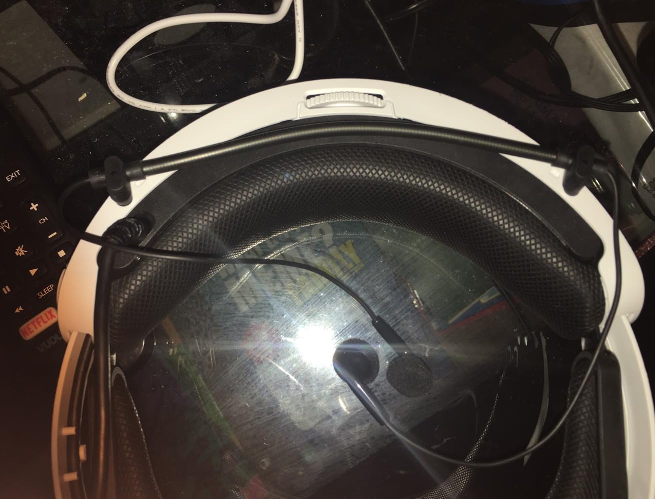 PSVR2 Earbuds Replacement, 3D Audio Crystal Sound Noise Cancellation Gaming Headsets fits for PlayStation VR 2,Black customer photo 2