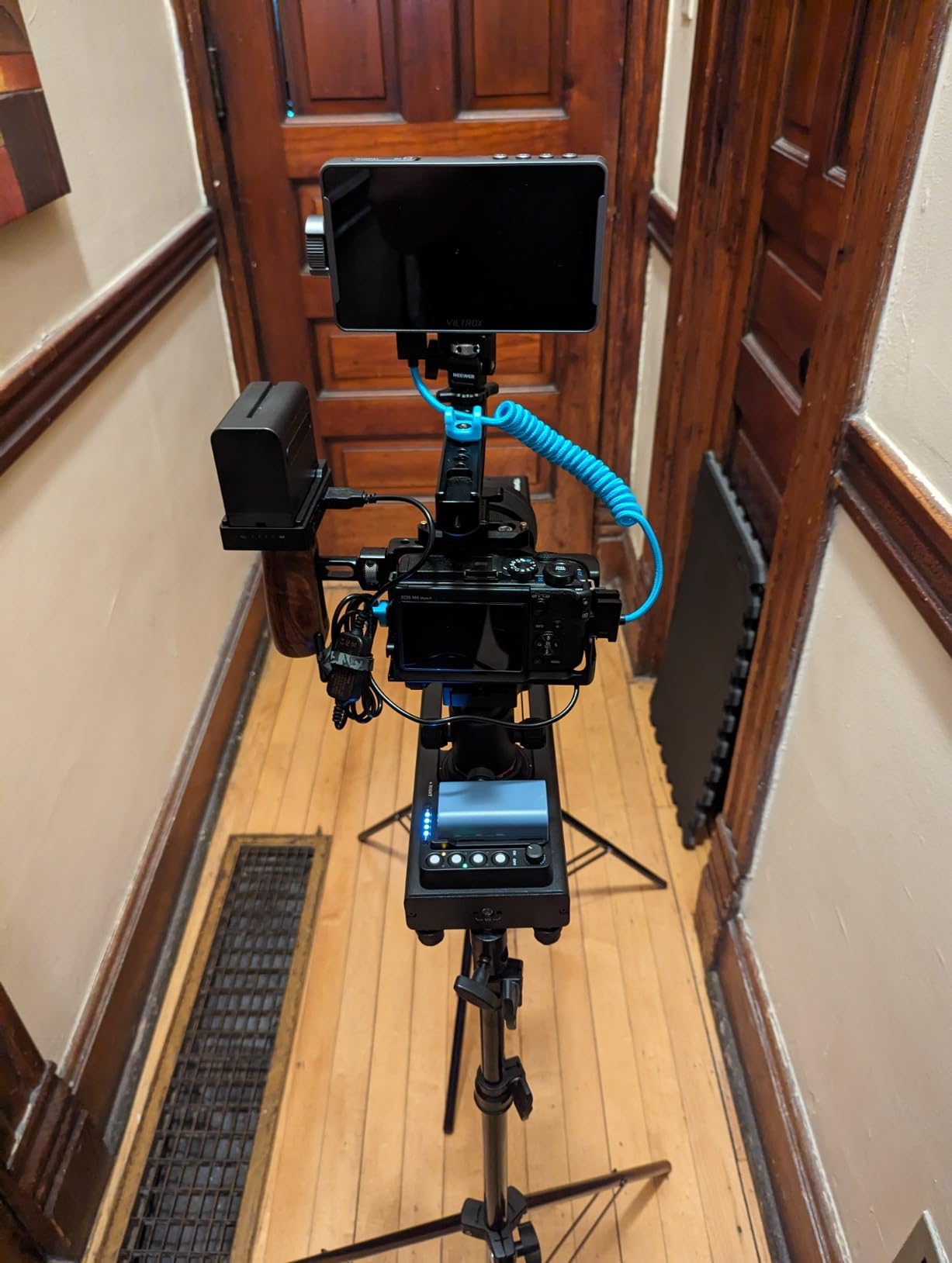 Accsoon Toprig Motorized Camera Slider 24inch, Wireless DSLR Video Slider with Button/APP Control, Time-Lapse/Loop Mode customer photo 2