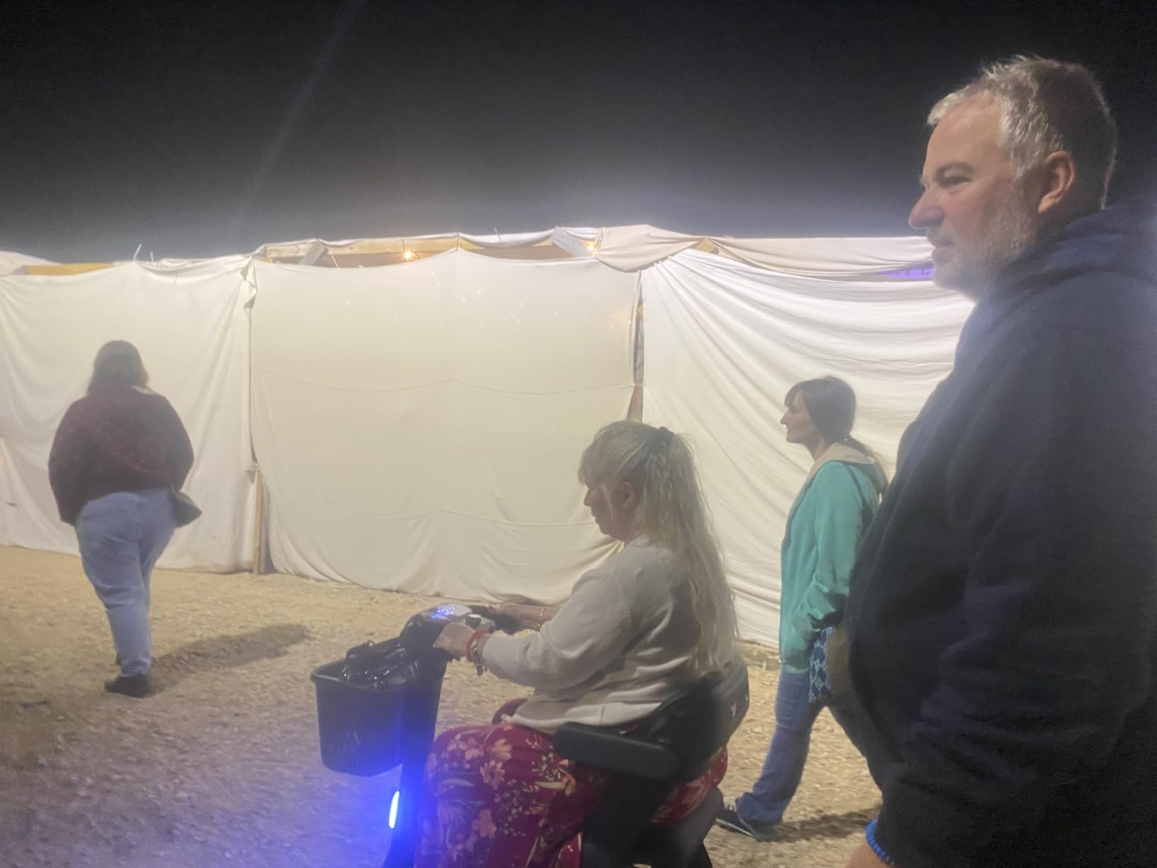 S3 Folding Mobility Scooter for Seniors & Adults - 4-Wheel All-Terrain Electric Scooter, 25 Mile Range, 6 MPH, 265 lb Capacity, Reverse, LED Lights & Basket - Gray customer photo 2