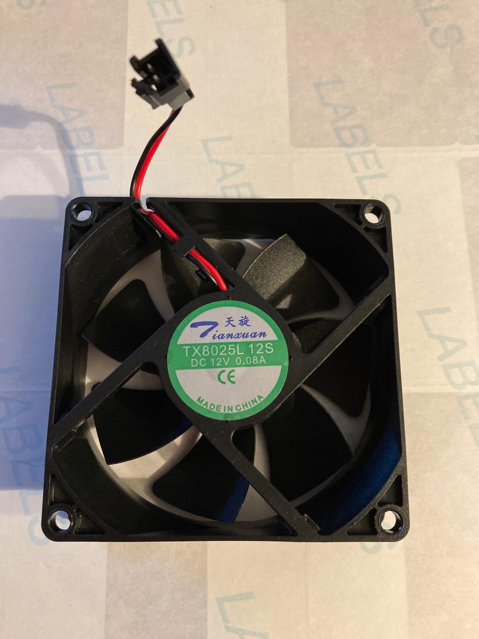 NEEDONE Cigar Humidor 48L with Heating and Cooling Temperature Control System, Quiet Thermostatic Electric Cooler Cabinet for 350 Counts with Digital Hygrometer, Spanish Cedar Wood, Gift for Men customer photo 1