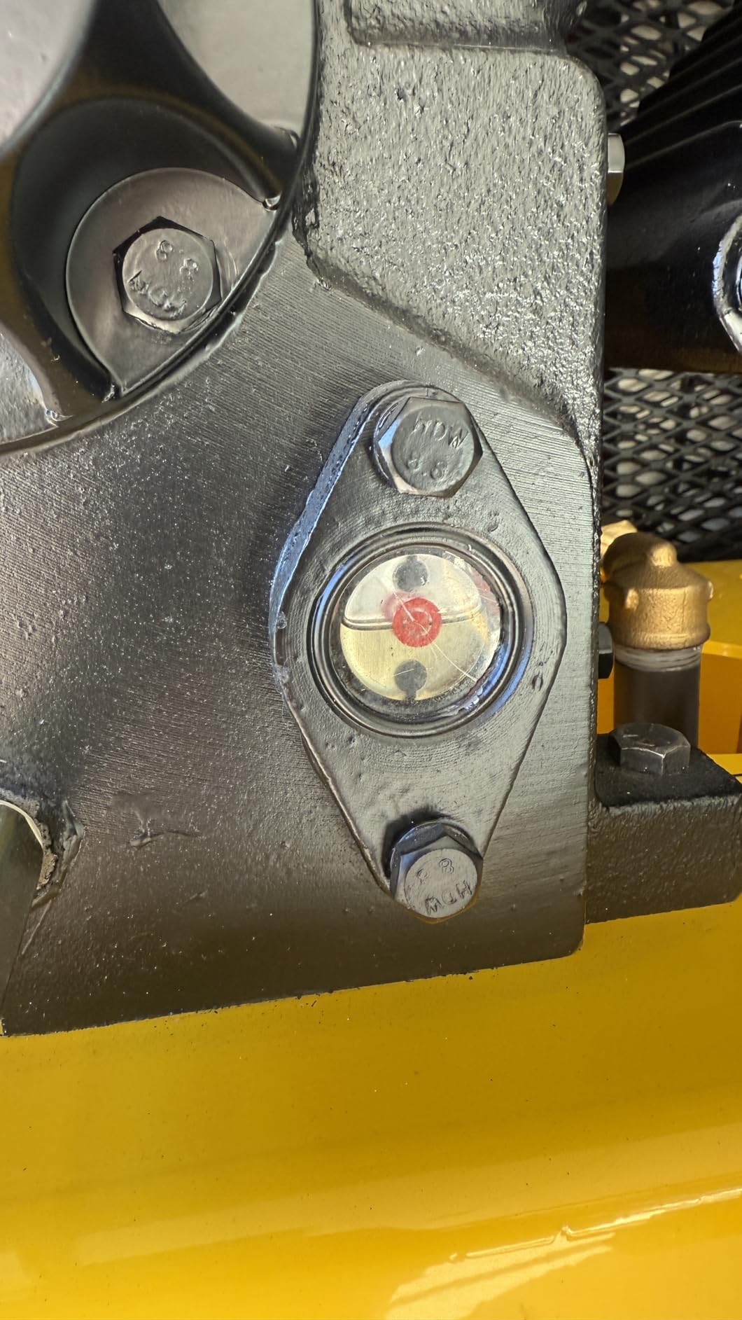 EMAX Electric Air Compressor - 80 Gal 5HP 2 Stage Compressor with Auto Drain & 17 CFM, 200 Max PSI - EHI05V080Y1 customer photo 1