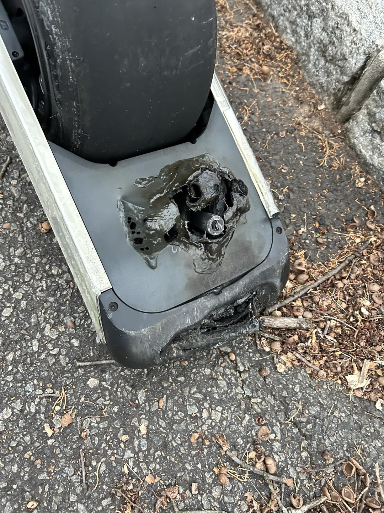 Onewheel Pint X, 750W Motor, 12-18 Miles Range, 20 Mph Compact Commuter Electric Self-Balancing Board customer photo 1