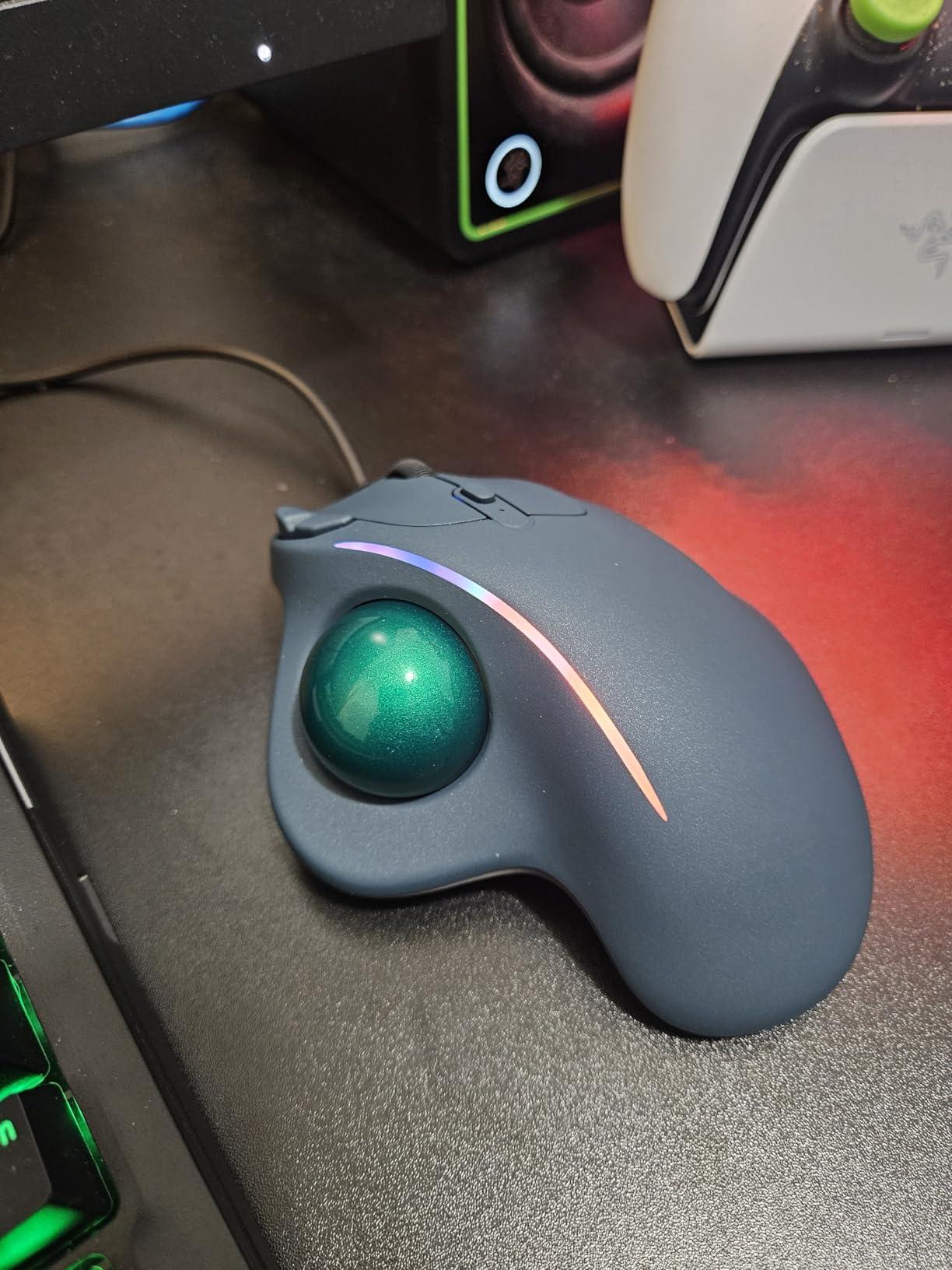 Wired Trackball Mouse with RGB Lighting, Ergonomic Thumb Control to Reduce Muscle Strain, 5 Adjustable DPI, Dual USB-C & USB-A Connectivity, Compatible with PC, Laptop, Mac, Windows-Blue customer photo 2