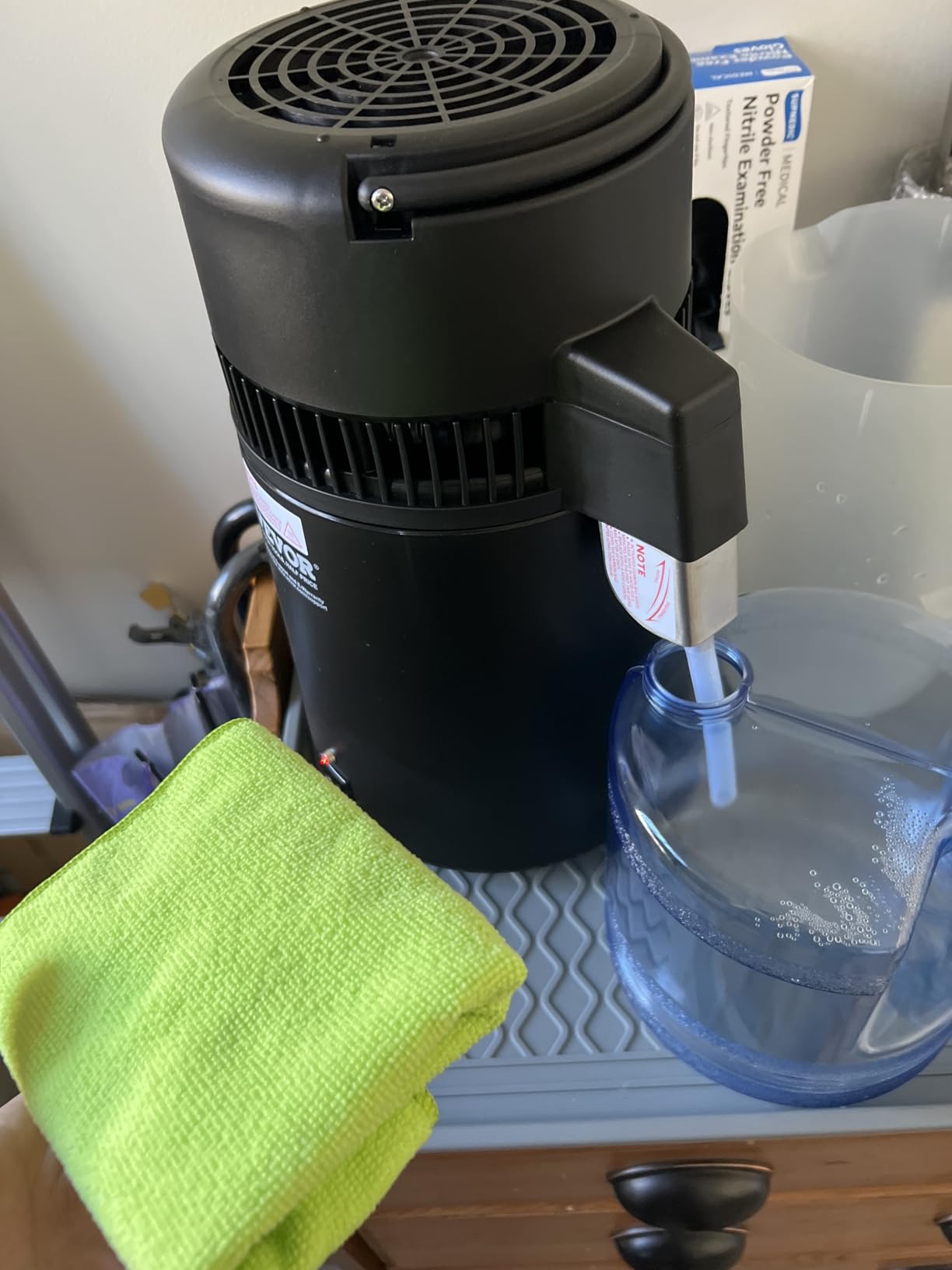 VEVOR Water Distiller, 4L/ 1.05 Gallon Pure Water Distilling for Home Countertop, 750W Distilled Water Maker, 304 Stainless Steel Interior Stiller Water Making Machine to Make Clean Water, Black customer photo 1