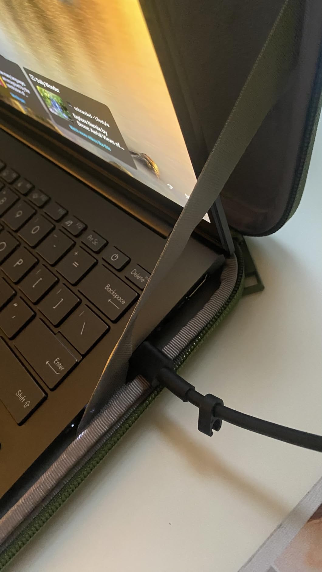 Smatree Hard EVA Protective Sleeve Bag and Case Compatible for 15.6 inch ASUS TUF Gaming A15 2024/2023 Laptop, for 15.6 inch ASUS TUF Gaming F15 2022/2021 Carry Travel Case Waterproof Sleeve (X8288) customer photo 1