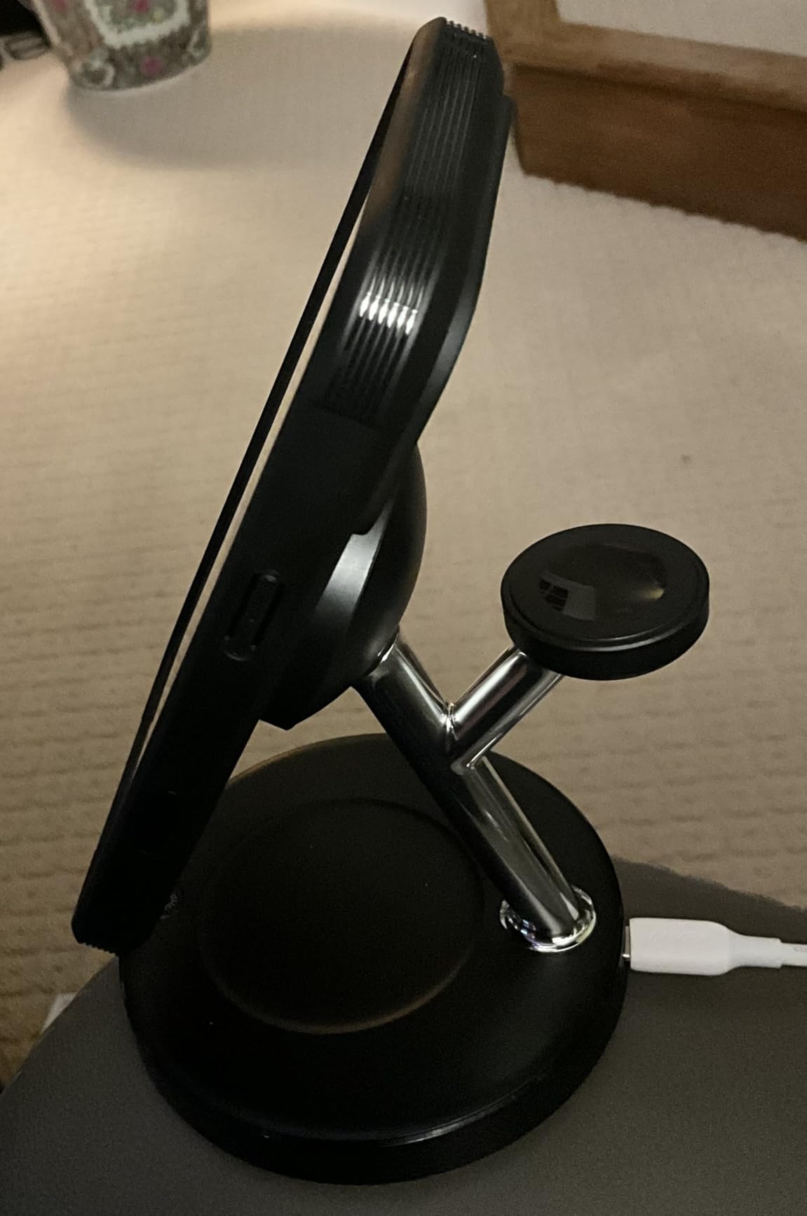 New 3 in 1 Charging Station for Apple Compatible with Magsafe Charger Stand for iPhone 17 16 15 14 13 12 Wireless Charging Station for AirPods Wireless Charger for iWatch Series customer photo 2