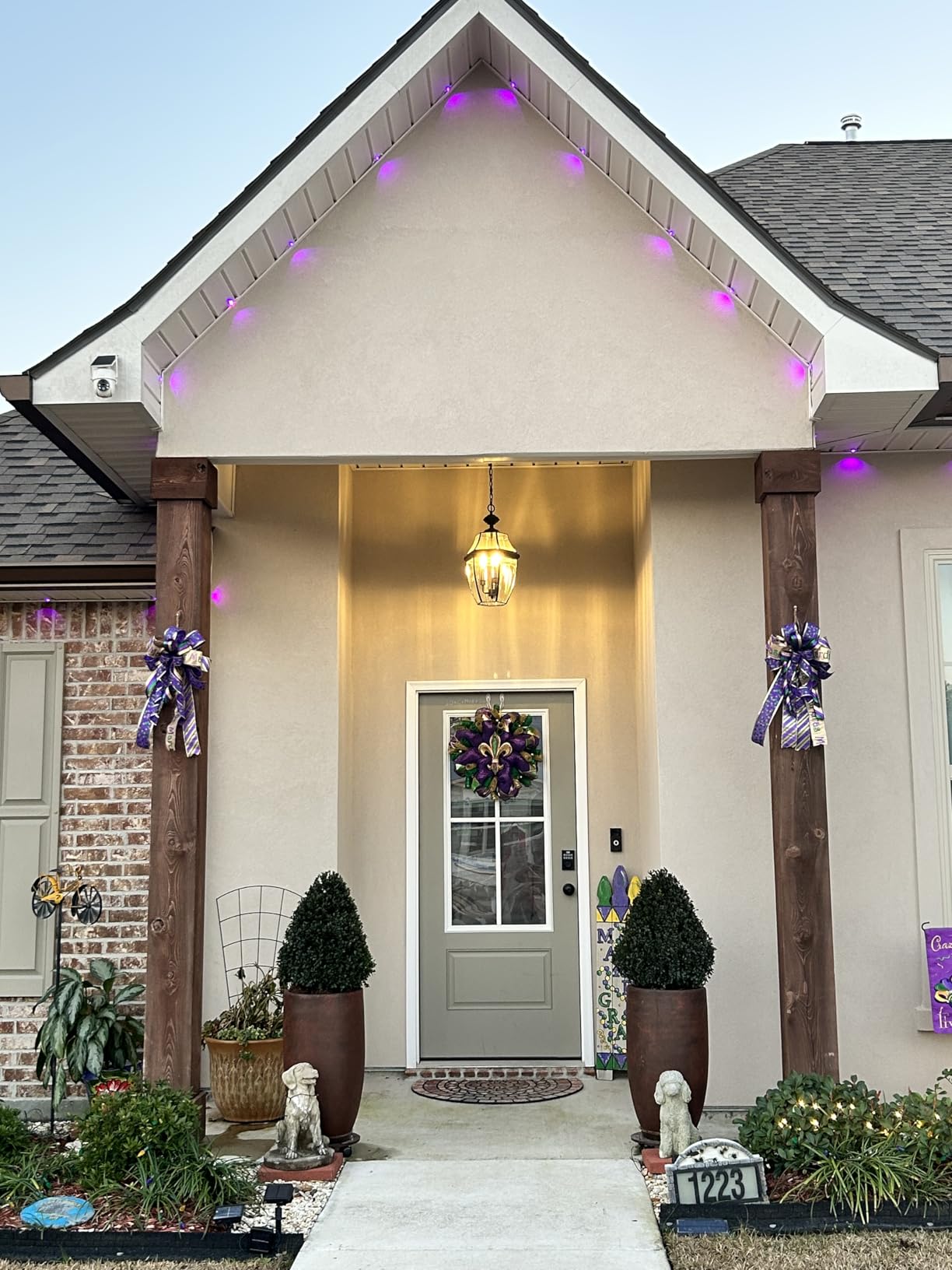 Large Outdoor Pendant Light Fixture 3-Light, 20in Modern Bronze Outdoor Chandelier Hanging Porch Light, Metal Exterior Ceiling Mount Hanging Lantern with Clear Glass for Front Door, Entrance, Gazebo customer photo 1