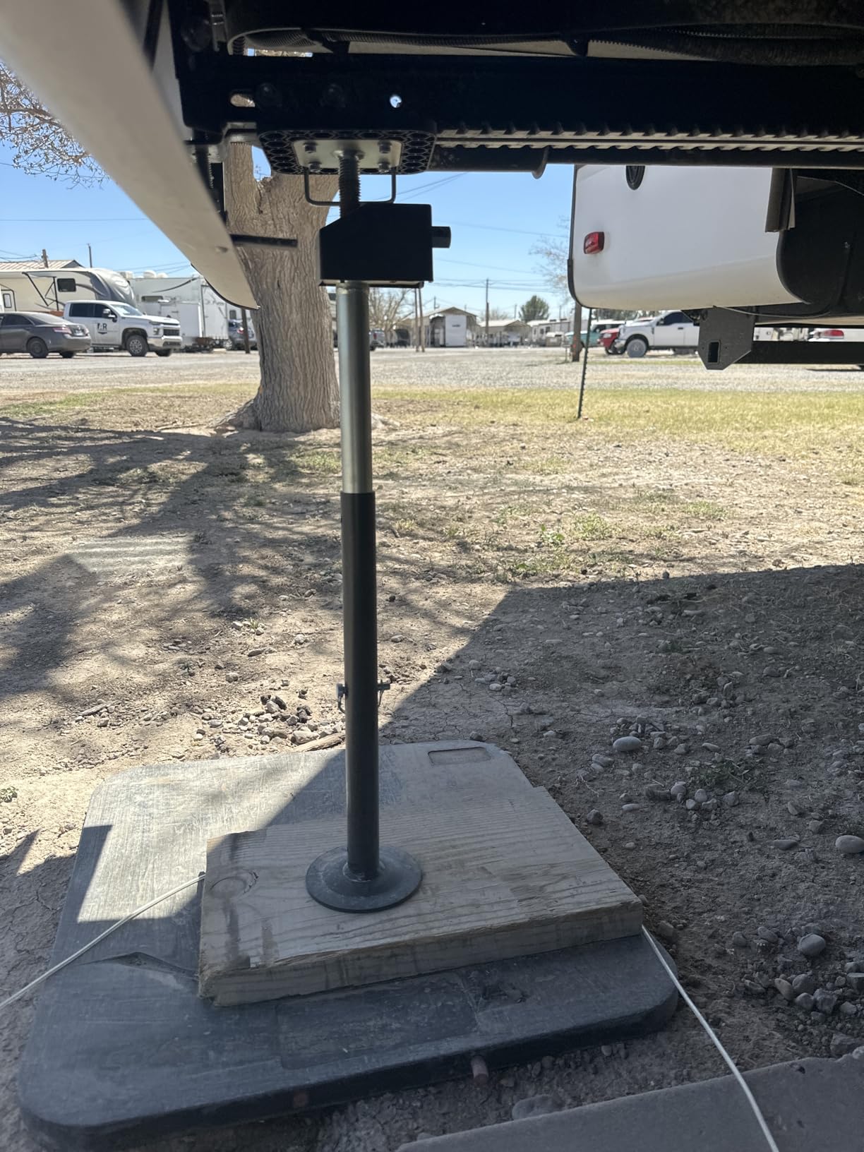 Kohree RV Slide Out Supports Jack with a Flat Top Support Block, Supports up to 5000lbs, Adjustable from 20