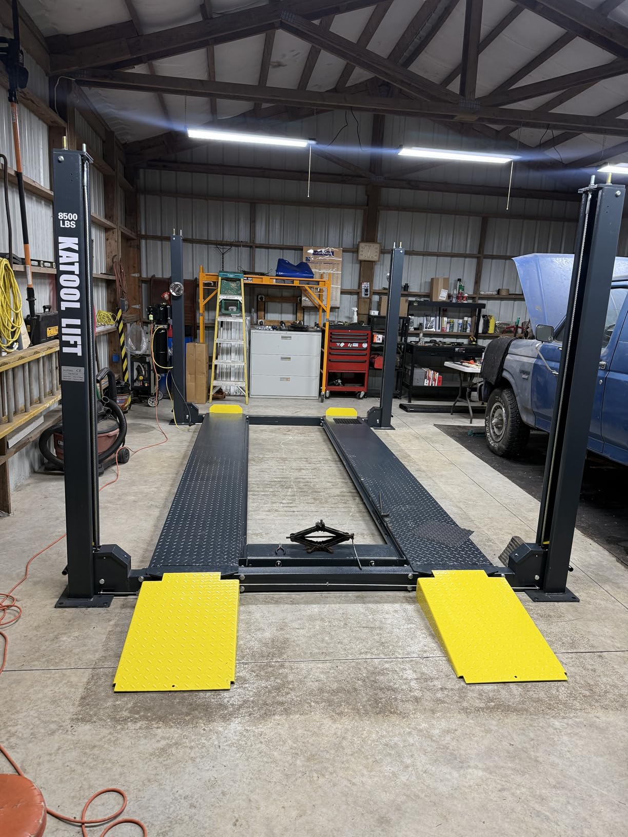 KATOOL 8500 lbs 4 Post Car Lift with Casters Kits Extra Tall Extra Long Extra Wide 4-Post Portable Storage Service Lift Home Parking Lift customer photo 1