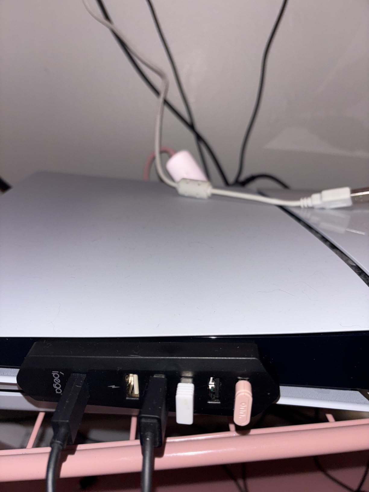 6 Ports USB Hub Only for PS5 Pro/Slim Console Disc & Digital, High-Speed Extra USB Port Extender for PS5 Slim Pro Accessories, Charging Adapter with 1 Type C 3.0 + 4 USB-A 2.0 + 1 Port customer photo 1