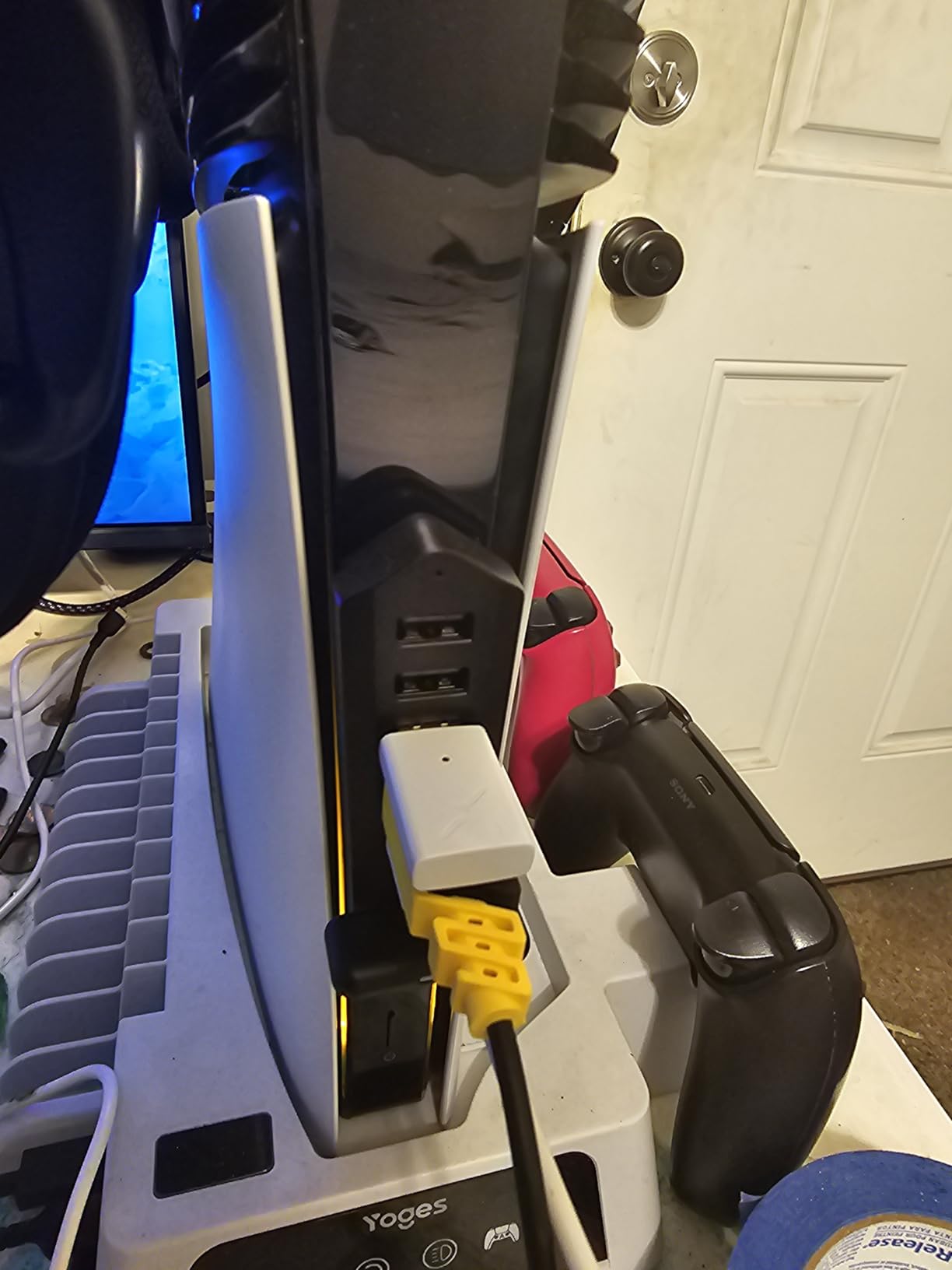 6 Ports USB Hub Only for PS5 Pro/Slim Console Disc & Digital, High-Speed Extra USB Port Extender for PS5 Slim Pro Accessories, Charging Adapter with 1 Type C 3.0 + 4 USB-A 2.0 + 1 Port customer photo 2