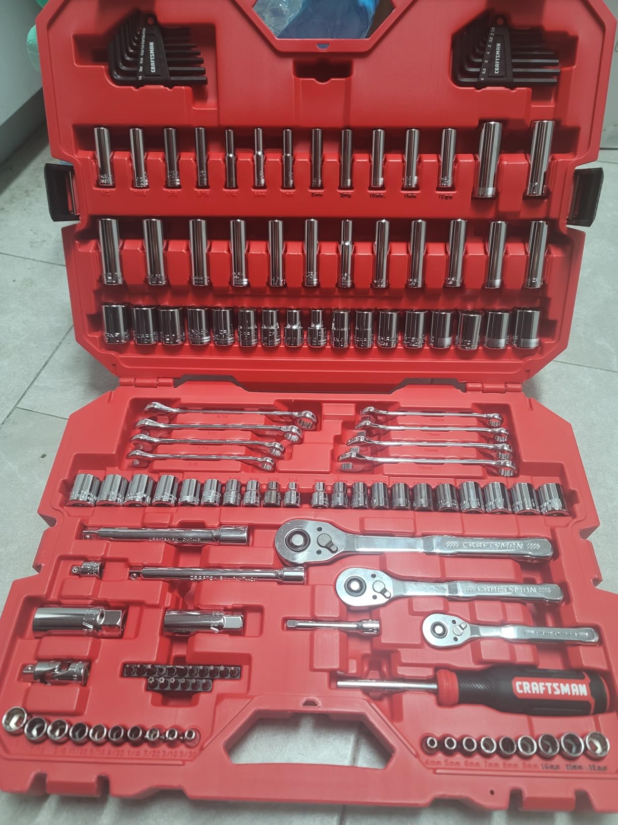 Mechanic Tool Set 135 Pcs, 1/4, 1/2 and 3/8 Inch Drive SAE and Metric Socket Wrench Set with Case (CMMT12124) customer photo 1