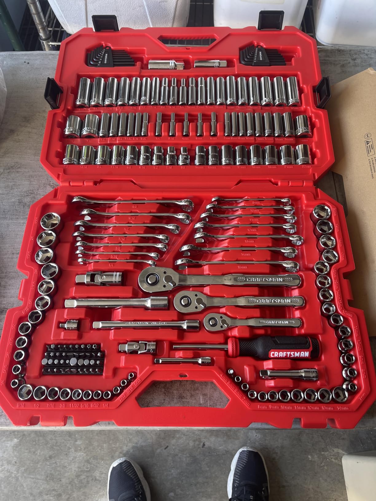 CRAFTSMAN Tool Set, 189 Piece Mechanics Tool Set, 1/4, 3/8 and 1/2 Inch Drive Socket Wrench Set (CMMT12134) customer photo 1