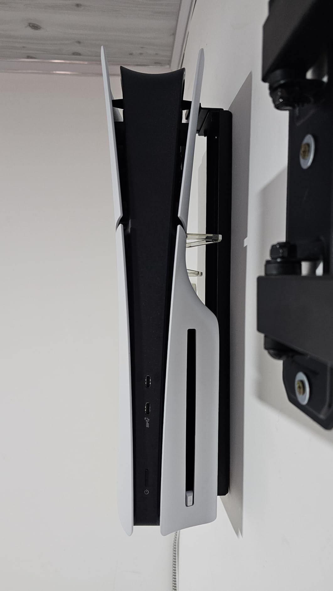 Monzlteck Wall Mount for PS5 Slim/PS5 Pro -Steel Mount Wall Holder Bracket for PS5 Original and PS5 Slim/Pro(Digital and Disc),Sturdy and Not Fall Off,+1Controller Holder customer photo 1