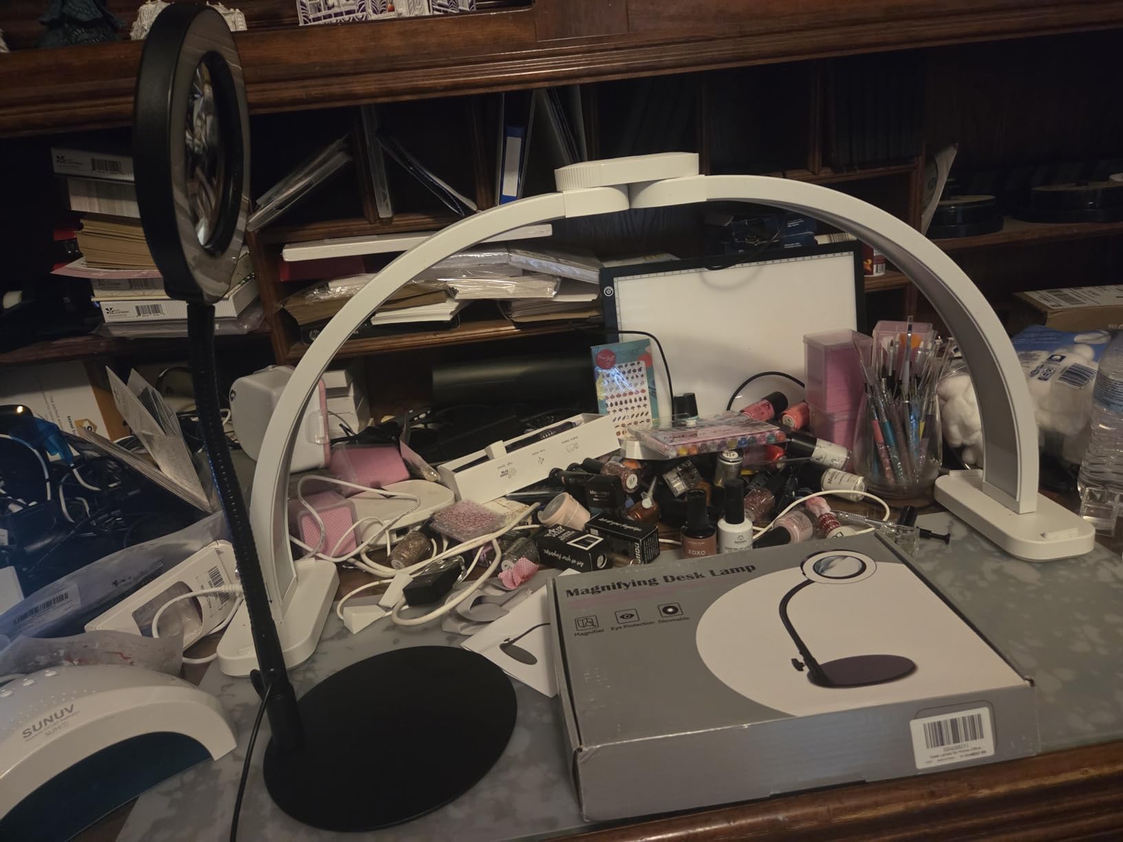 10X Magnifying Glass with Light and Stand, 5 Color Modes Stepless Dimmable LED Lighted Desk Lamp, Hands Free Magnifier with Flexible Goose-Neck for Craft Hobby Painting Sewing Close Work customer photo 1