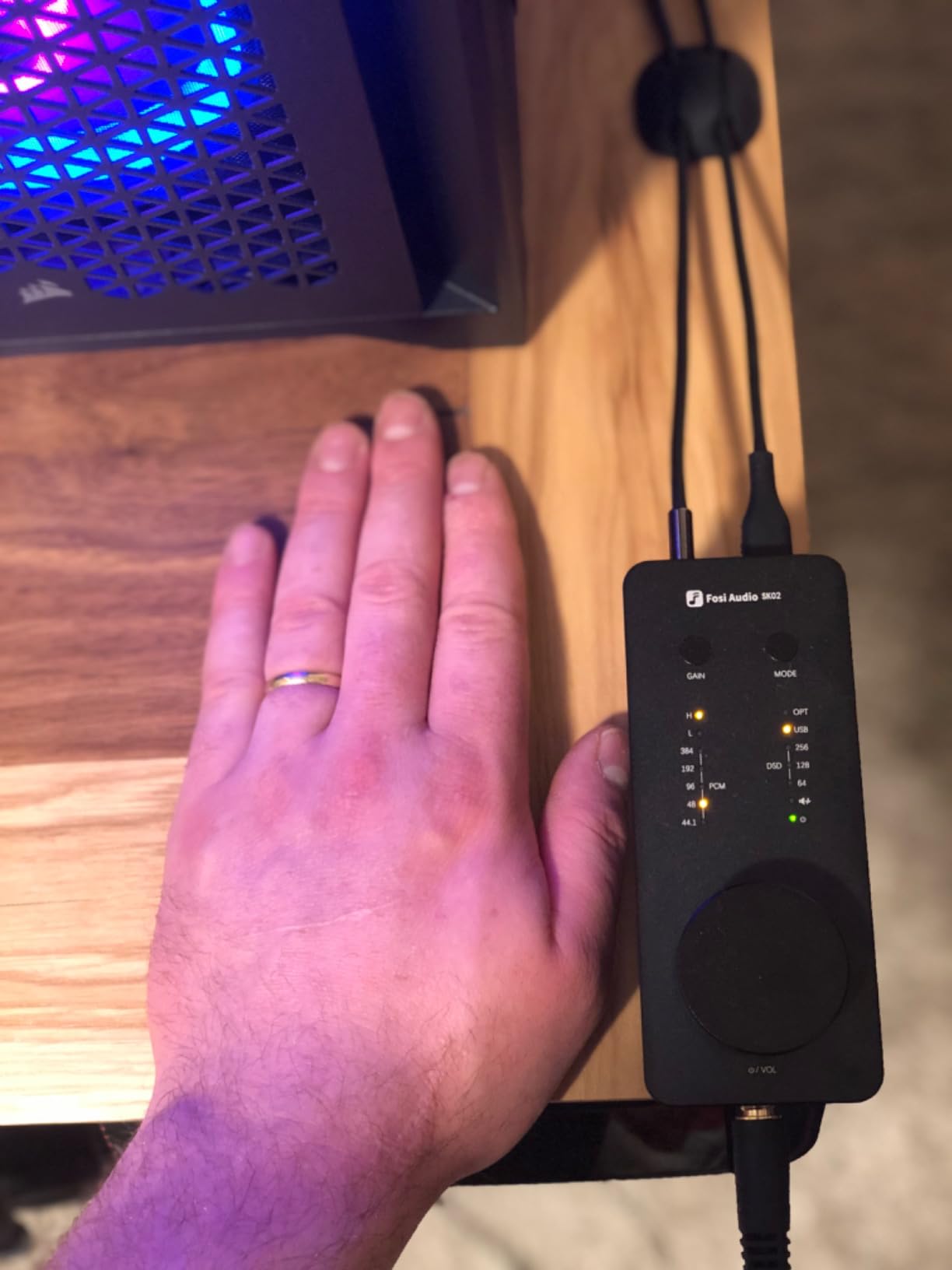 Fosi Audio SK02 DAC Amp Headphone Amplifier Desktop USB C to AUX Digital to Analog Audio Converter Adapter Preamp Optical to 3.5mm 4.4mm Balanced Combo for Home Audio System customer photo 2