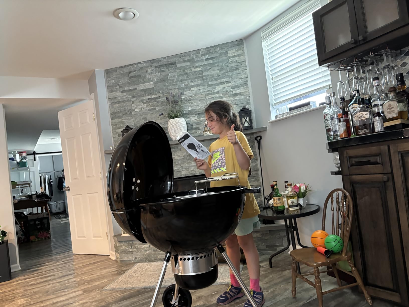 Weber Master-Touch Charcoal Grill, 26-Inch, Black - Premium Outdoor BBQ Grill with Tuck-Away Lid Holder and One-Touch Cleaning System, Porcelain-Enameled Kettle customer photo 2