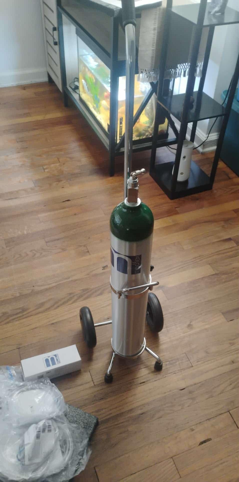 Medfex Oxygen Tank Complete Set - USA Made | 680 Liter Capacity - Standard Size Kit customer photo 1